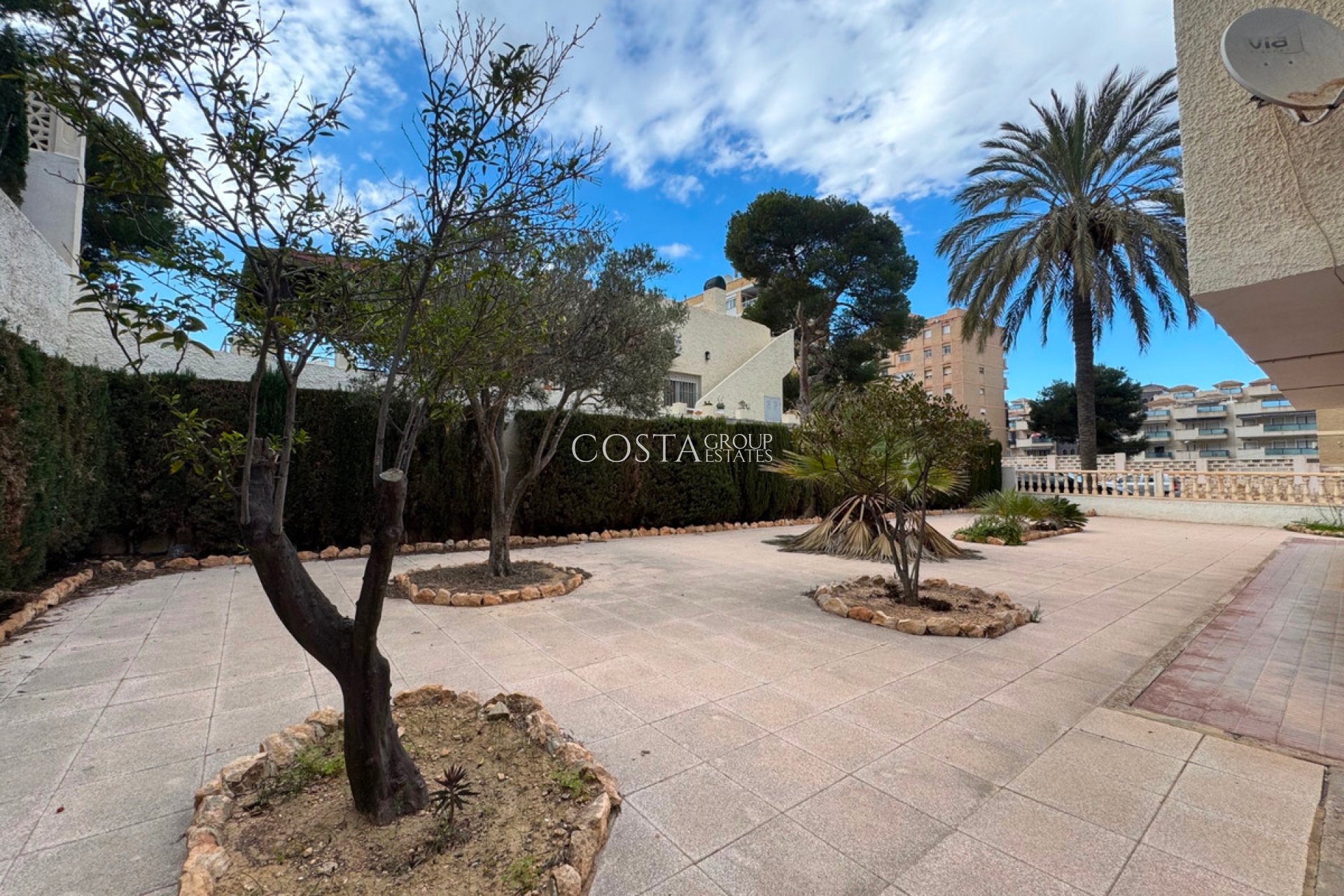 Resale - Villa -
Orihuela - La Zenia