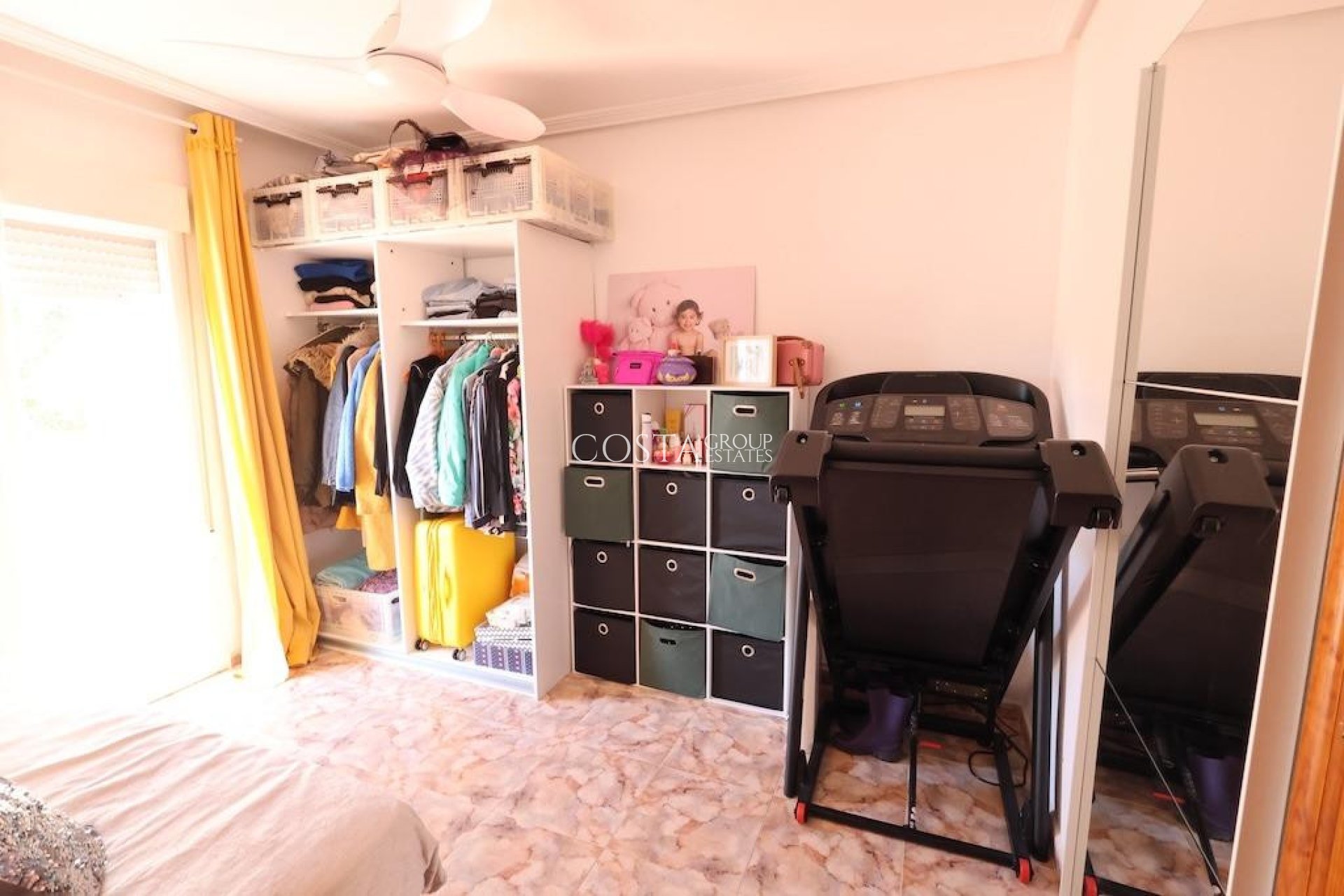 Resale - Villa -
Orihuela - La Zenia