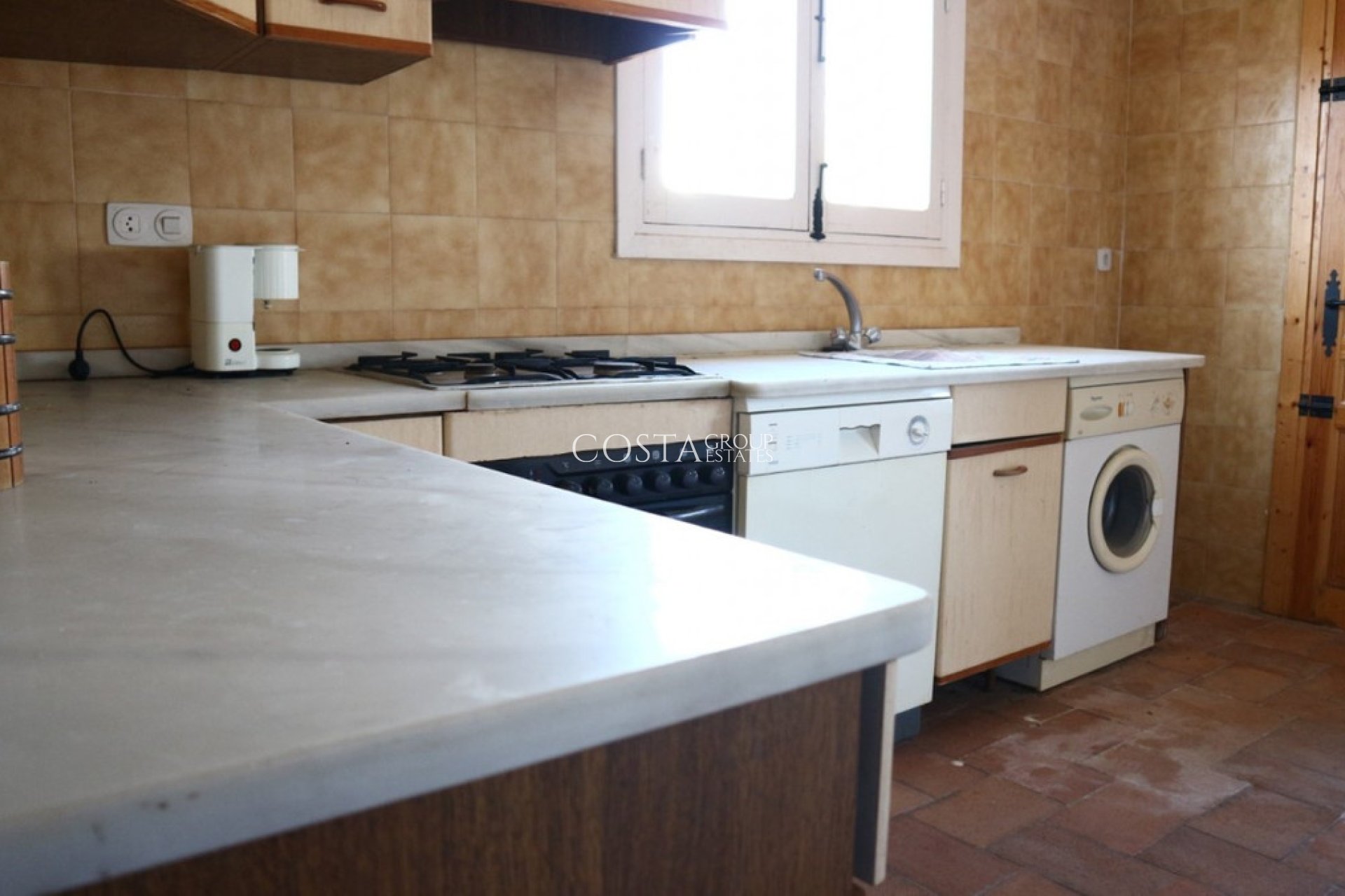 Resale - Villa -
Orihuela - La Zenia