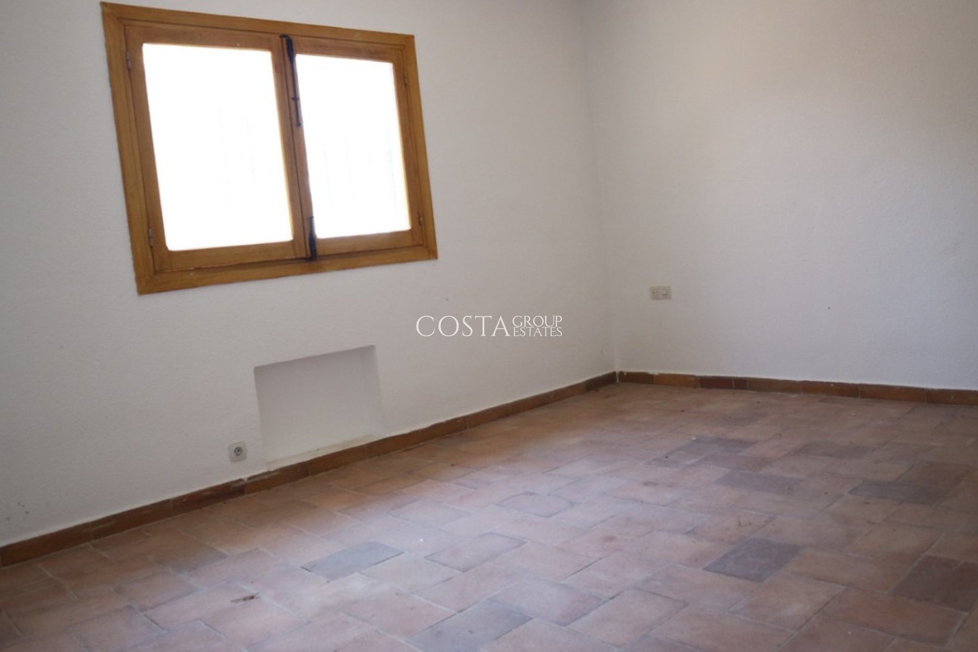 Resale - Villa -
Orihuela - La Zenia