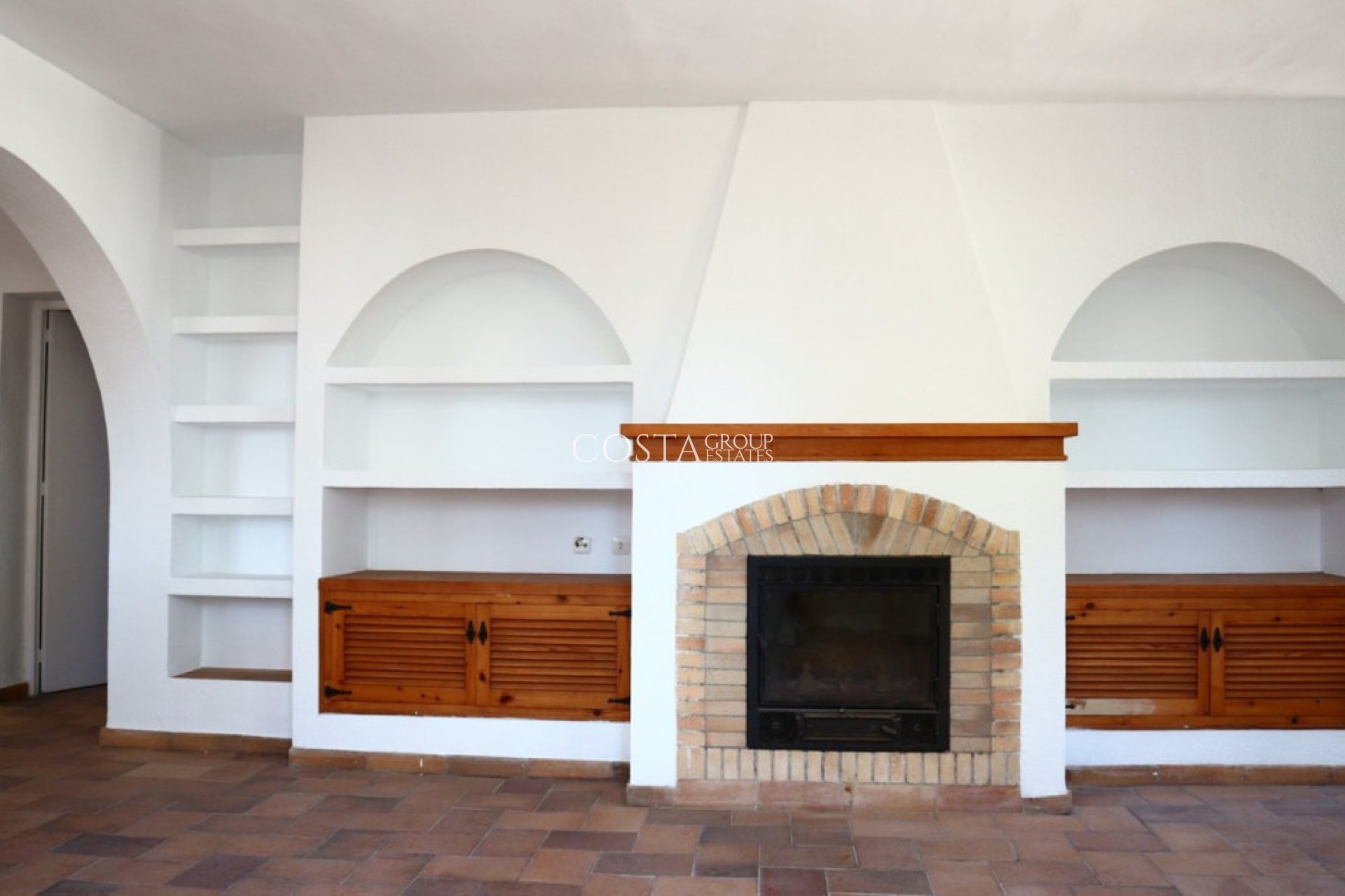 Resale - Villa -
Orihuela - La Zenia