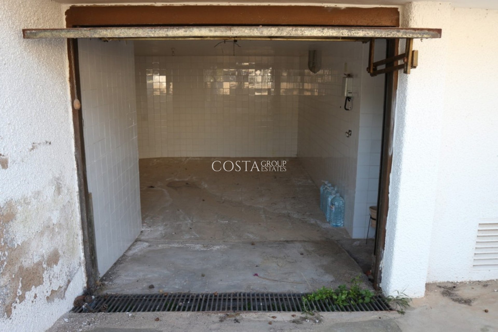 Resale - Villa -
Orihuela - La Zenia