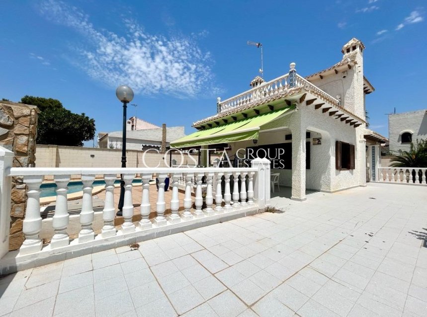 Resale - Villa -
Orihuela - La Zenia