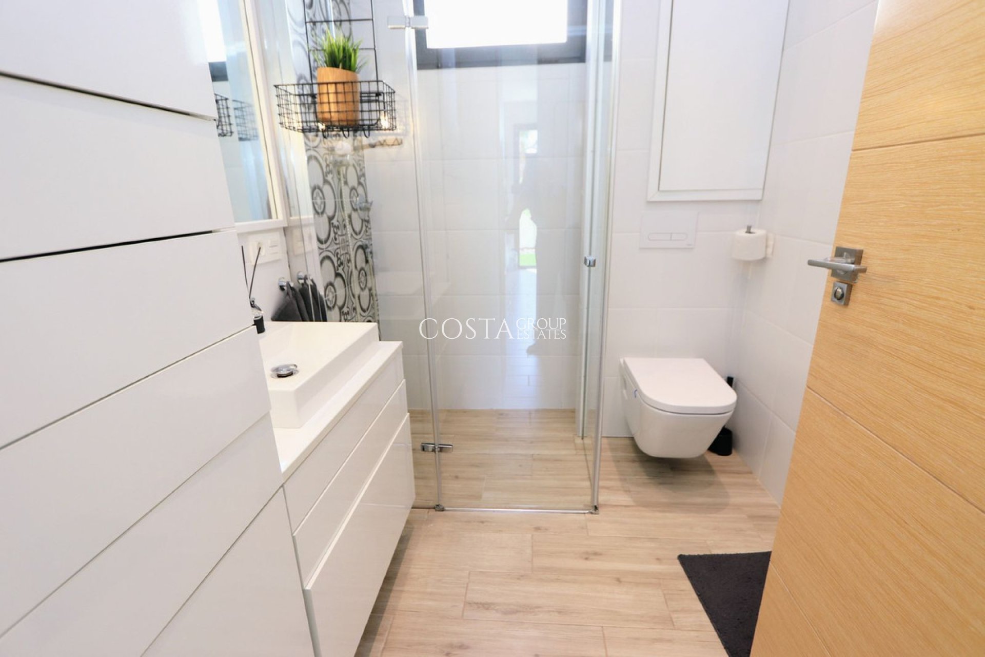 Resale - Villa -
Orihuela - La Zenia