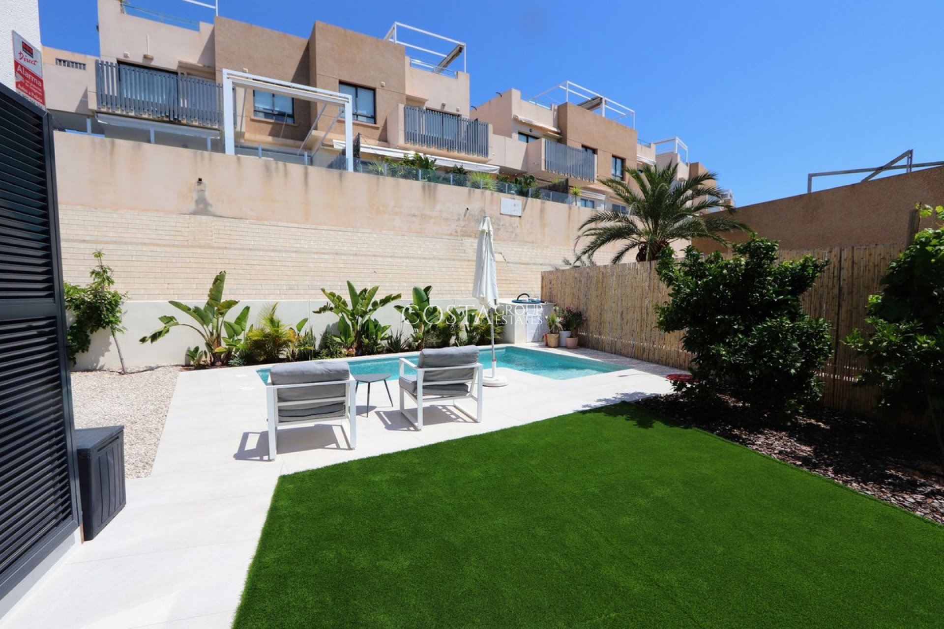 Resale - Villa -
Orihuela - La Zenia