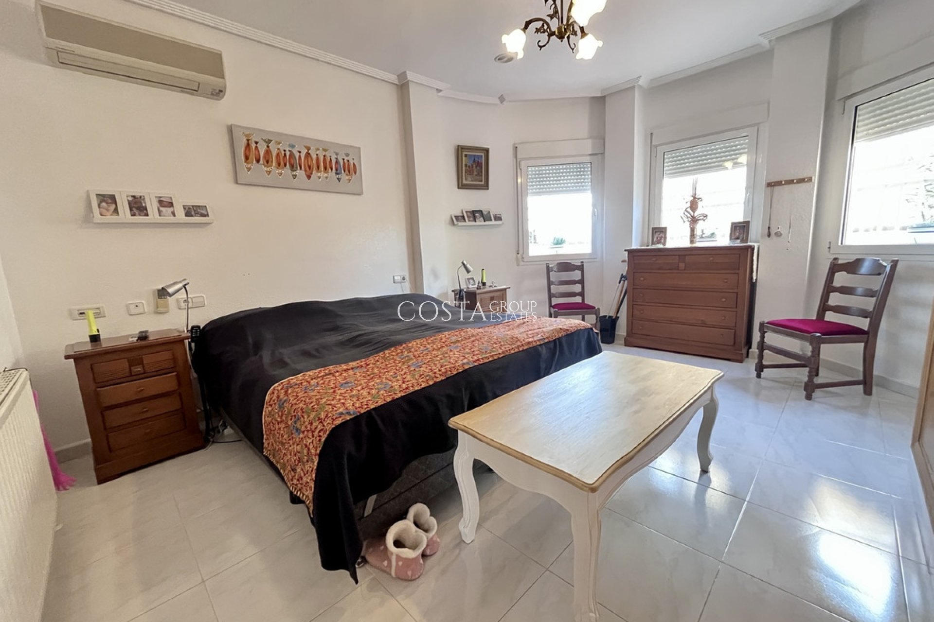 Resale - Villa -
Orihuela - La Zenia