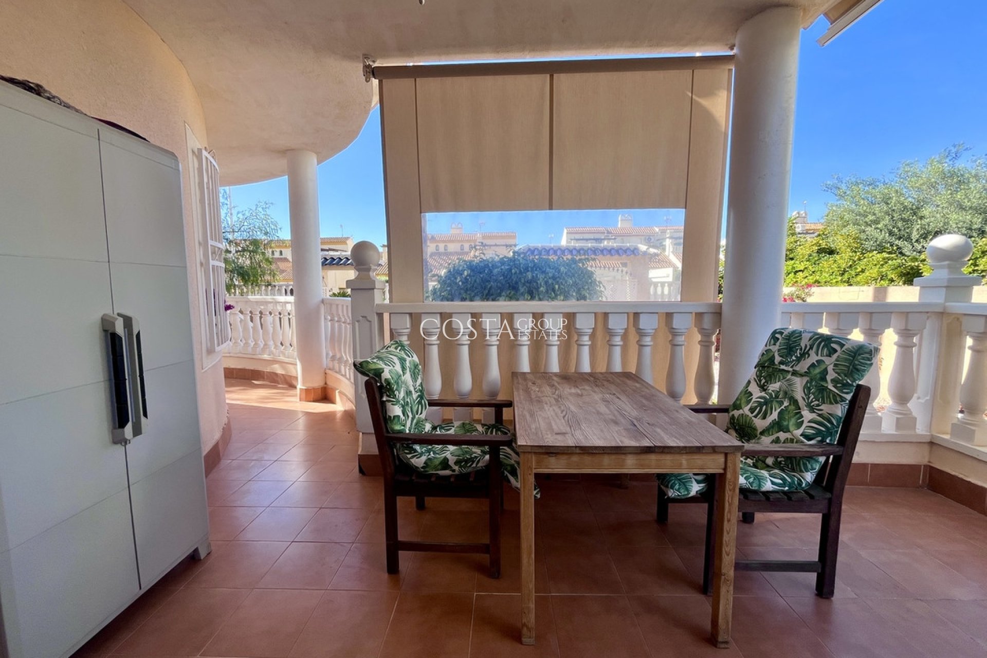 Resale - Villa -
Orihuela - La Zenia