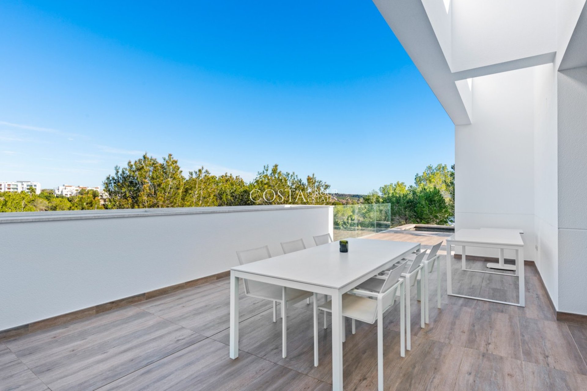 Resale - Villa -
Orihuela - Las Colinas Golf