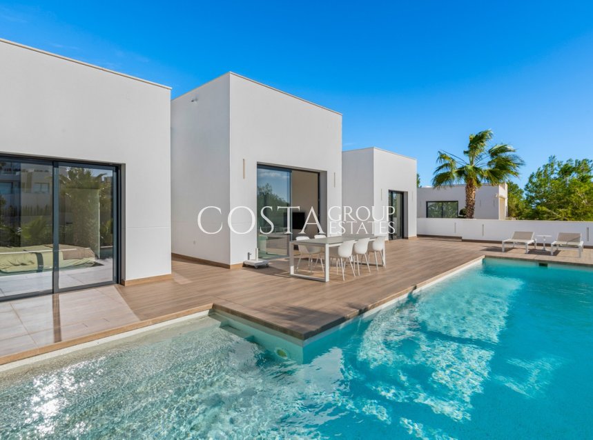 Resale - Villa -
Orihuela - Las Colinas Golf