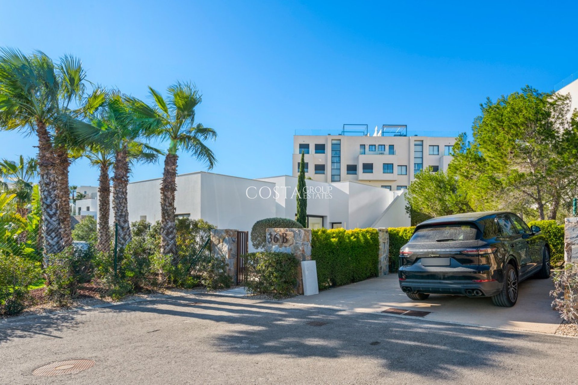 Resale - Villa -
Orihuela - Las Colinas Golf