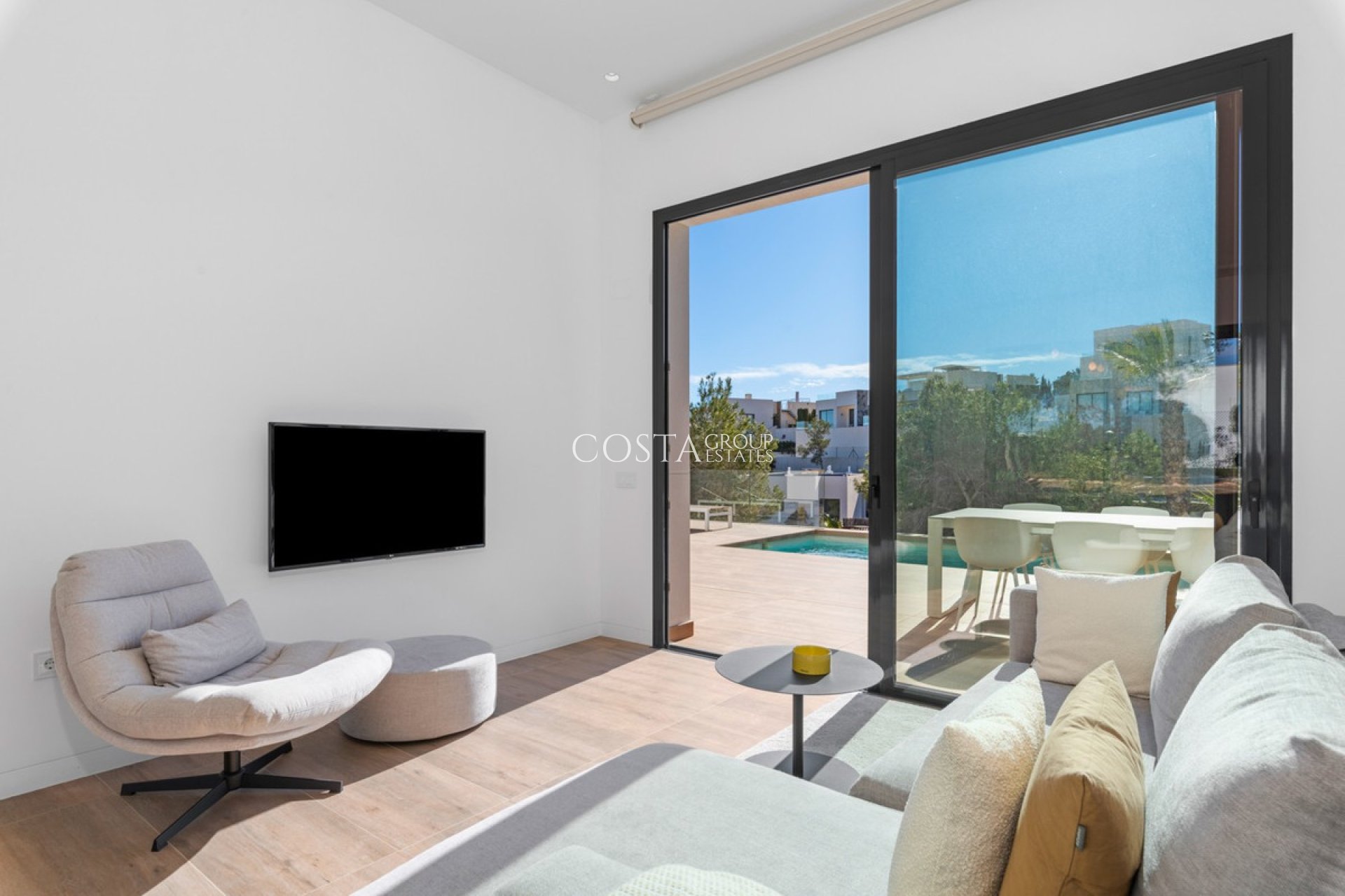 Resale - Villa -
Orihuela - Las Colinas Golf