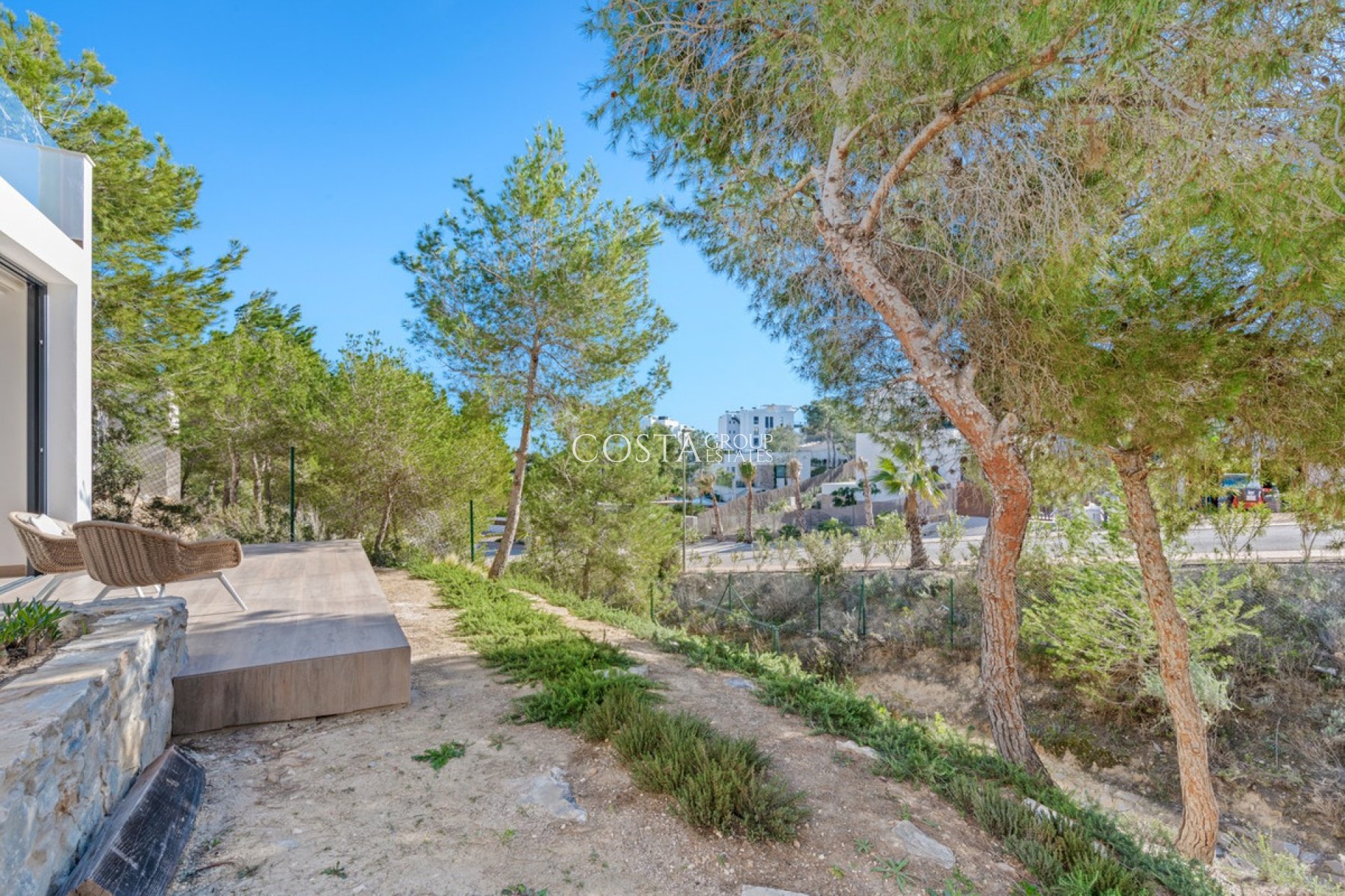 Resale - Villa -
Orihuela - Las Colinas Golf