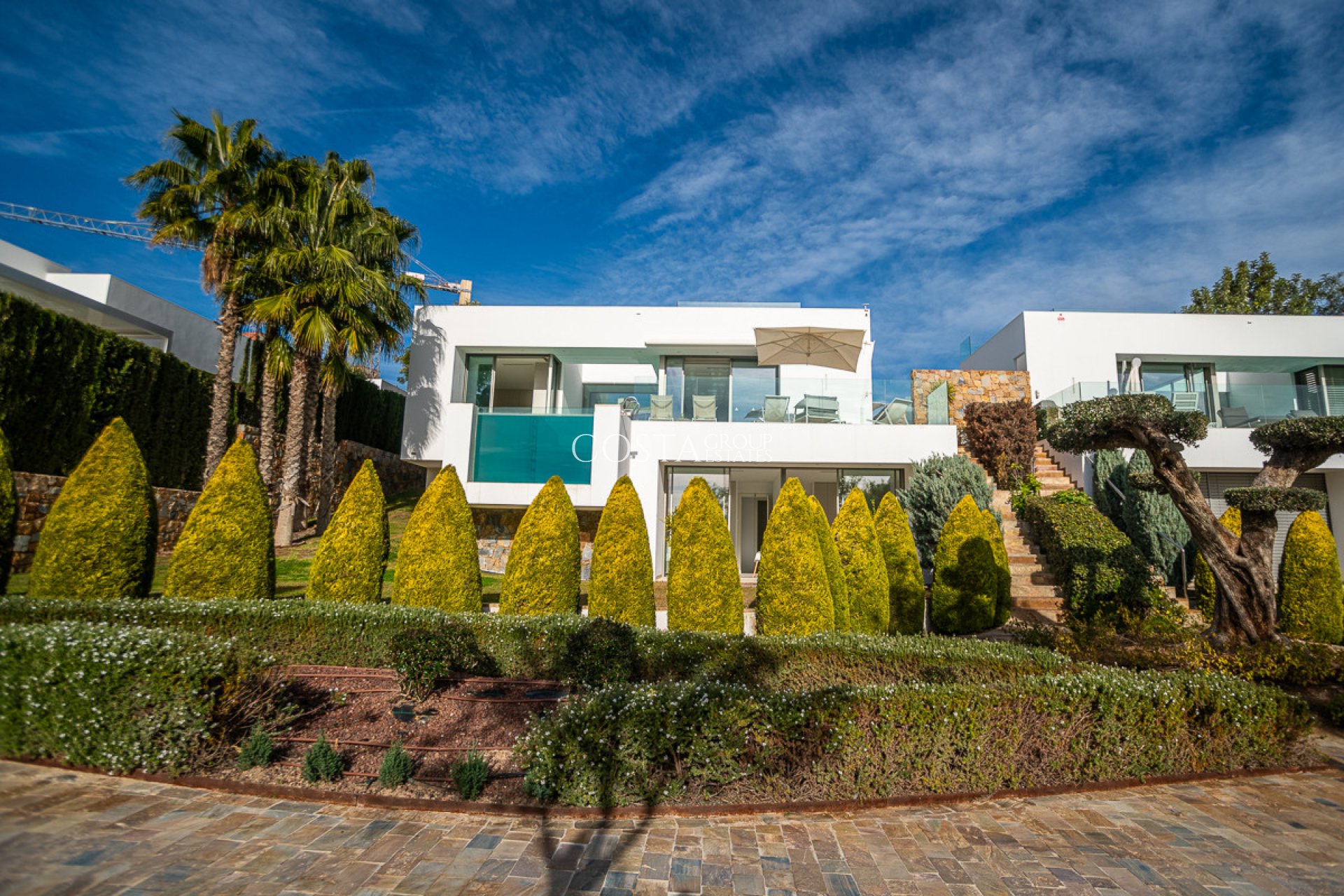 Resale - Villa -
Orihuela - Las Colinas Golf