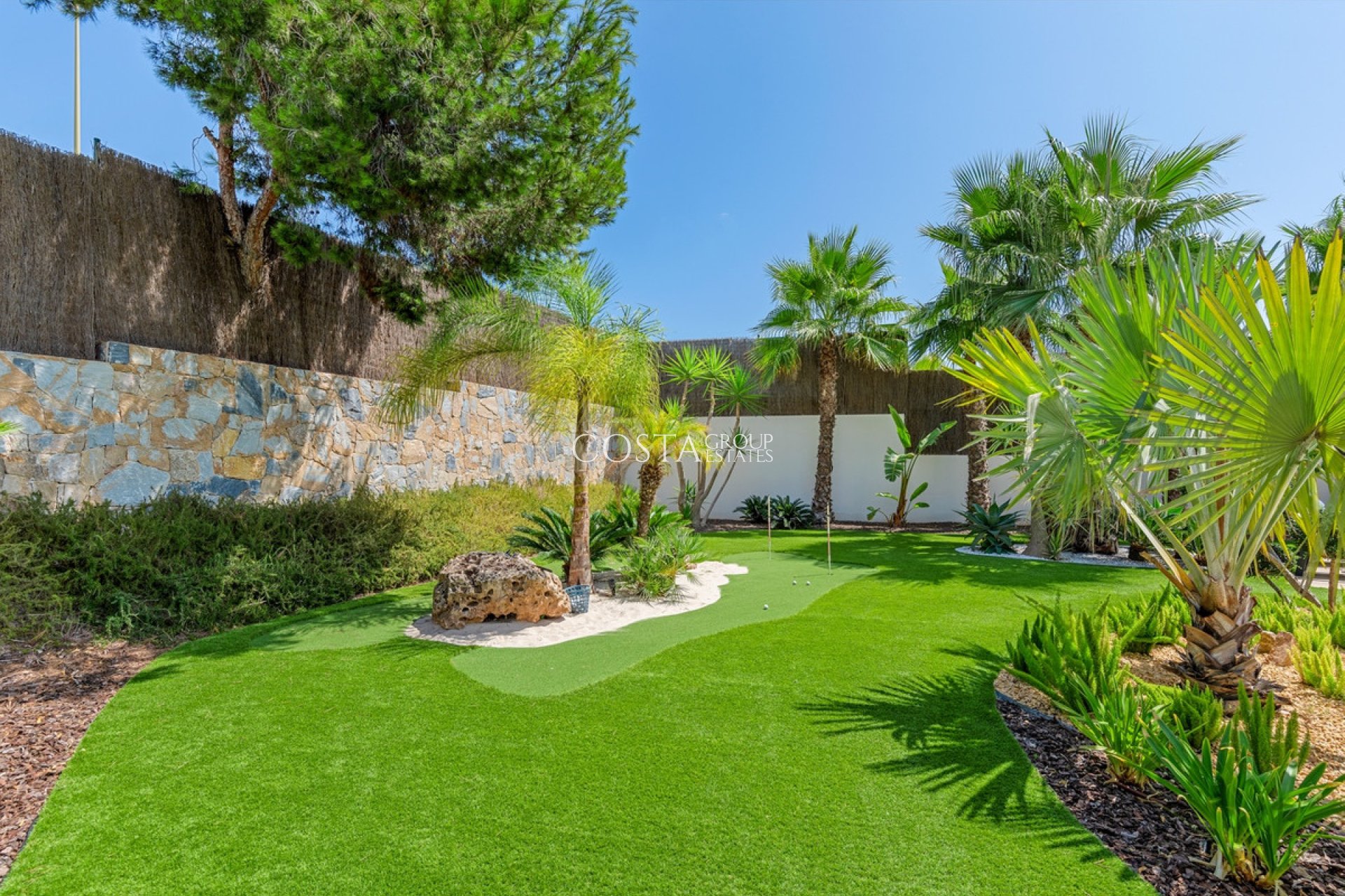 Resale - Villa -
Orihuela - Las Colinas Golf