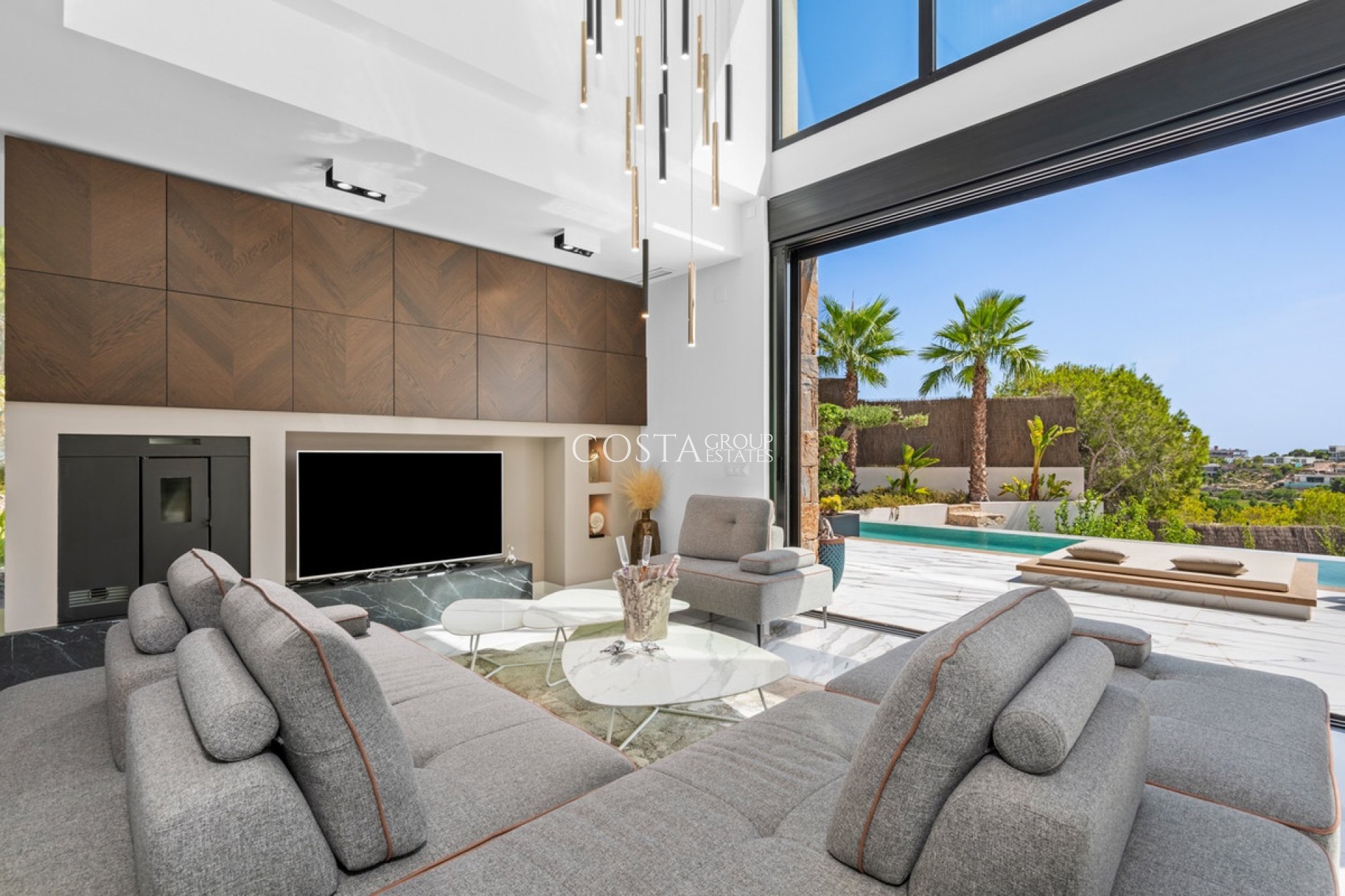 Resale - Villa -
Orihuela - Las Colinas Golf