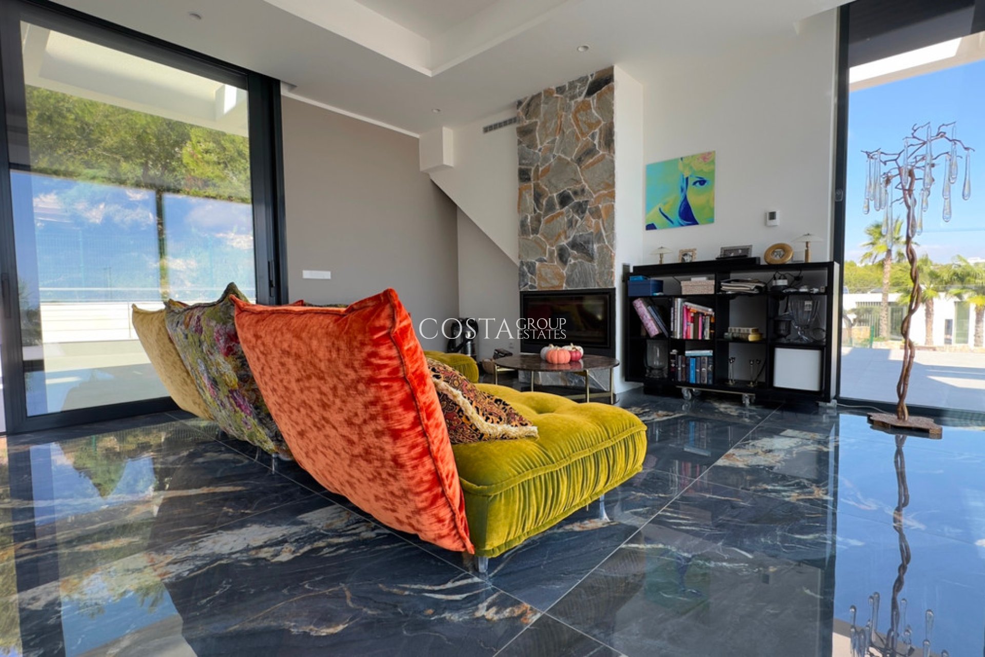 Resale - Villa -
Orihuela - Las Colinas Golf