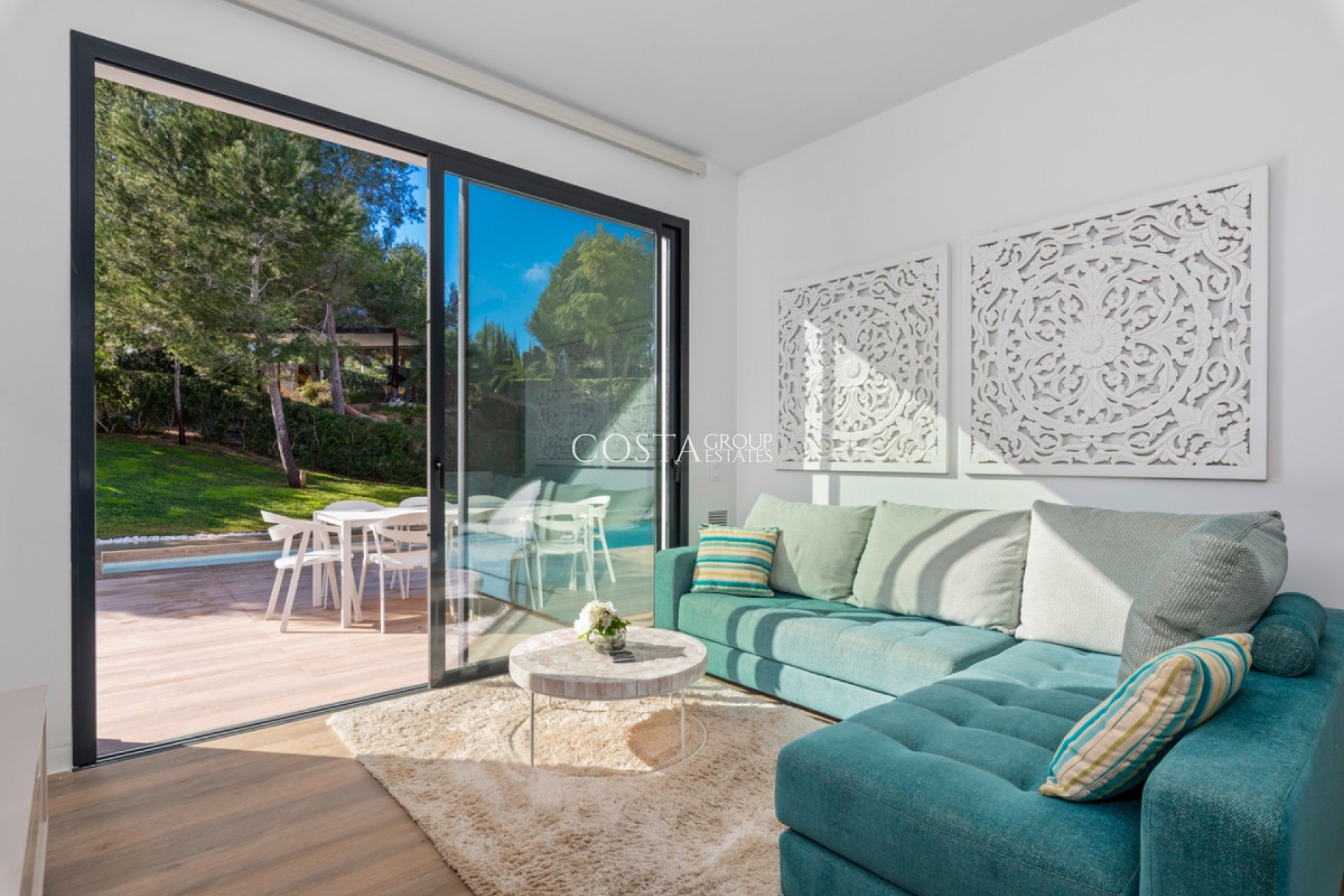 Resale - Villa -
Orihuela - Las Colinas Golf
