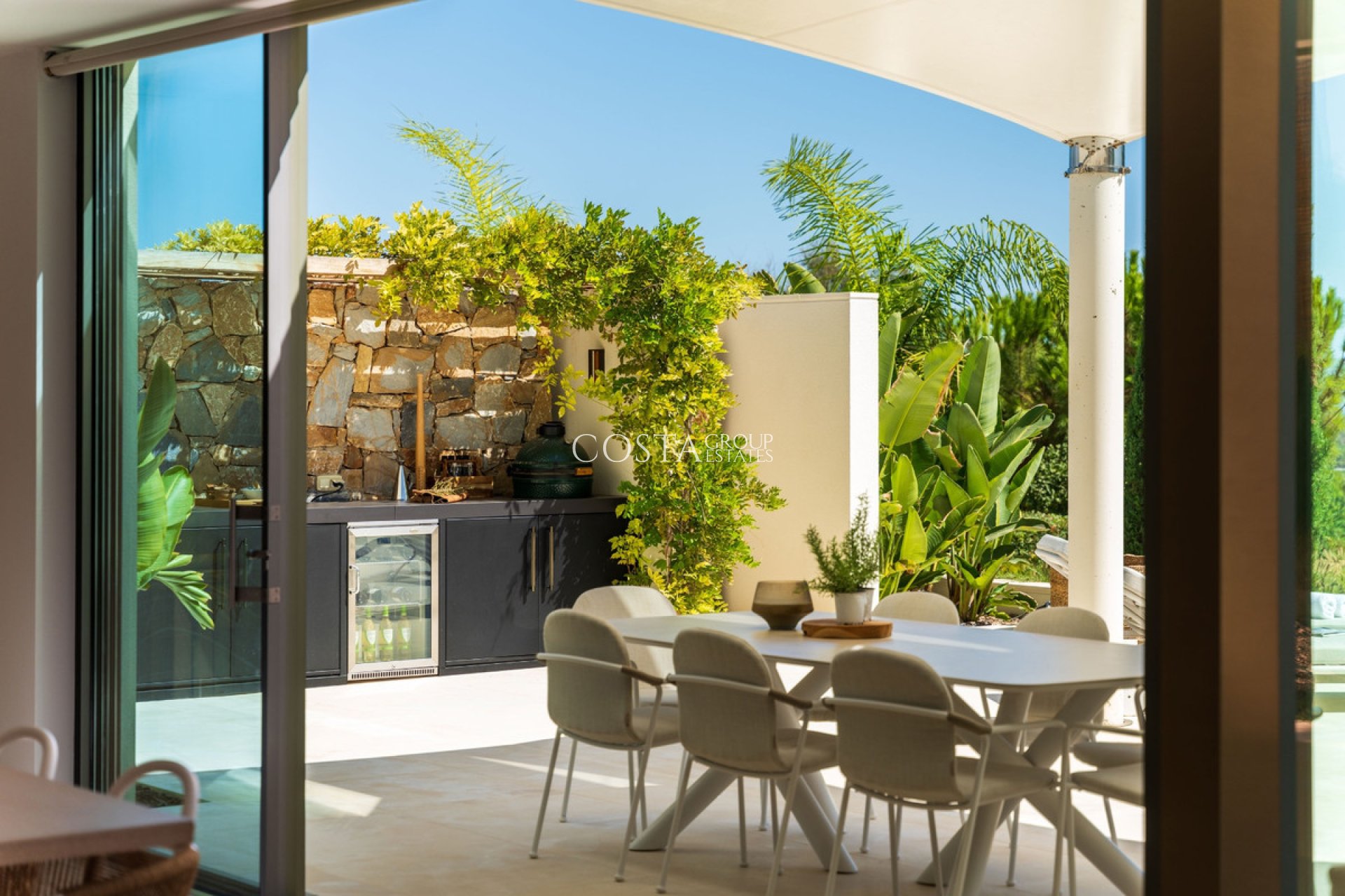 Resale - Villa -
Orihuela - Las Colinas Golf
