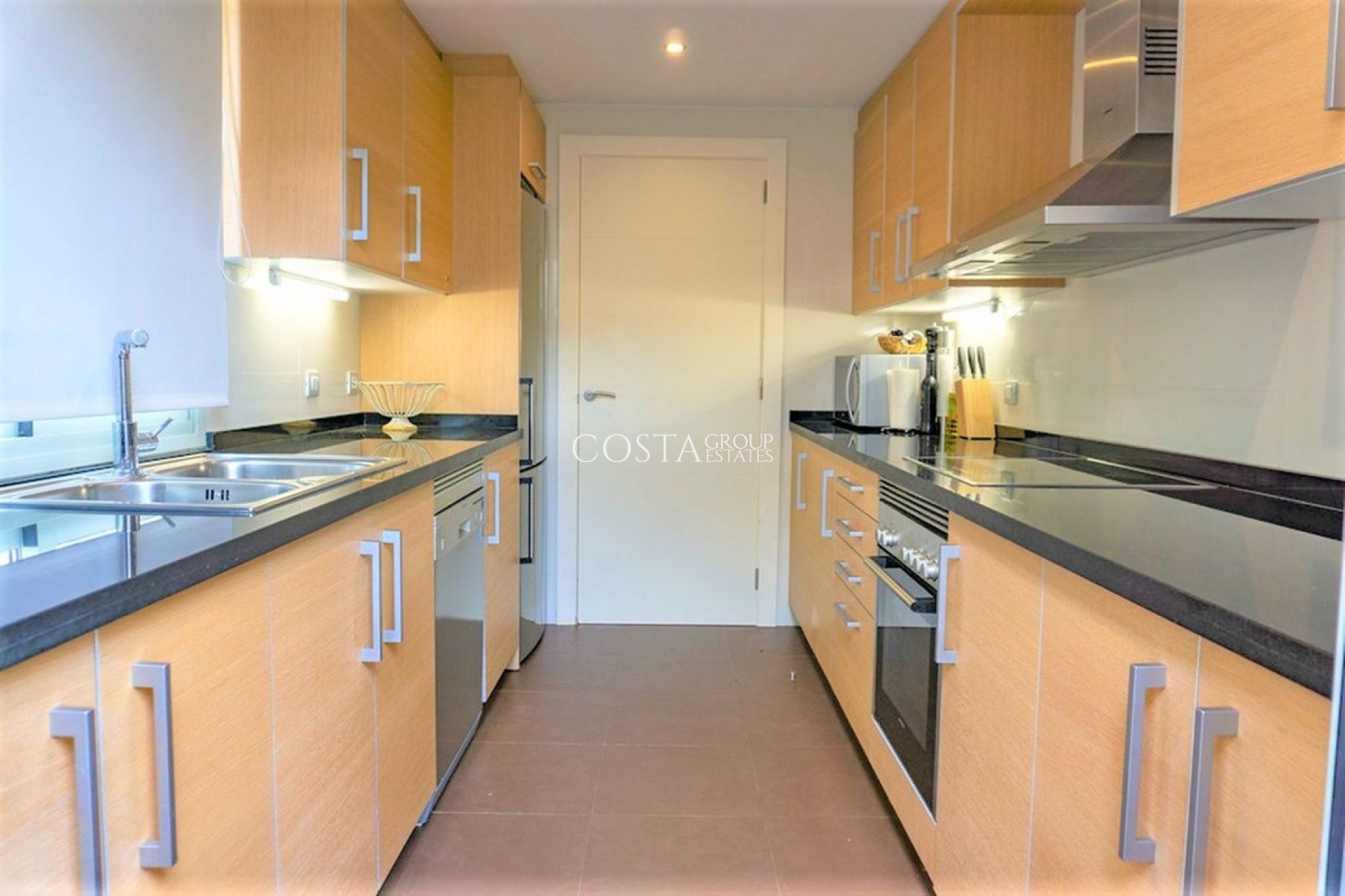 Resale - Villa -
Orihuela - Las Colinas Golf