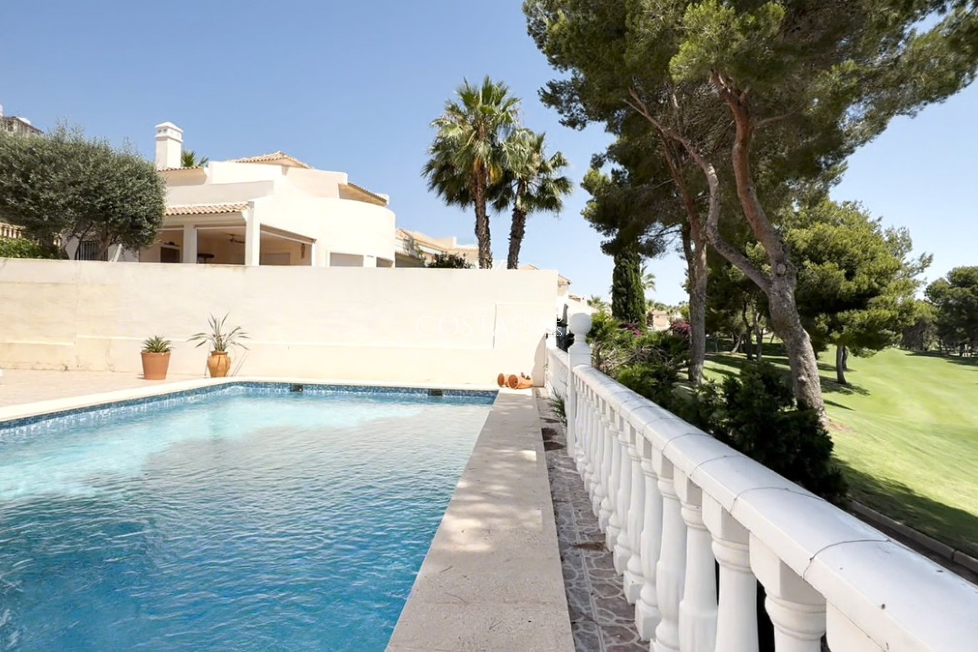 Resale - Villa -
Orihuela - Las Ramblas Golf
