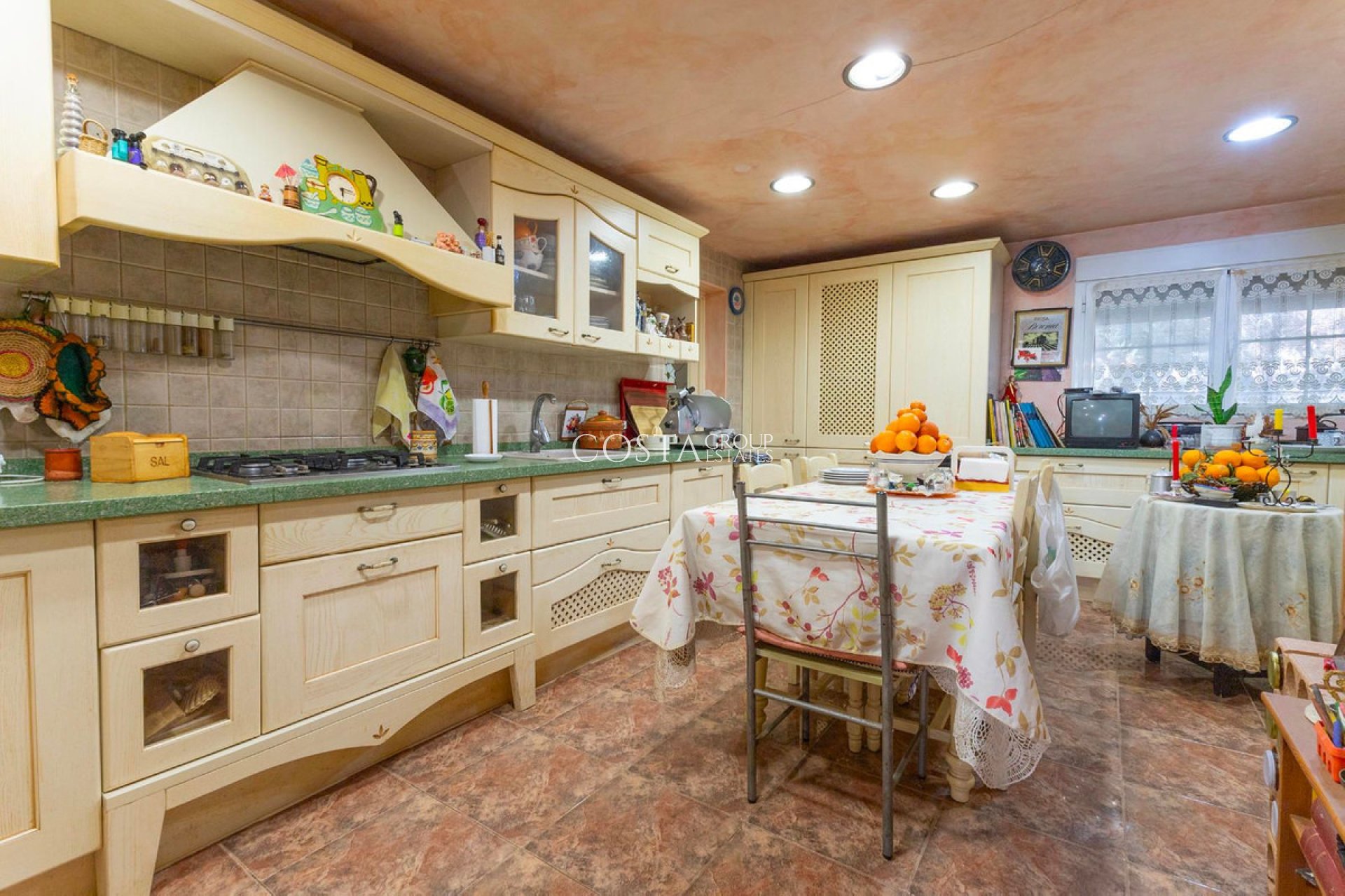 Resale - Villa -
Orihuela - Lomas de Cabo Roig