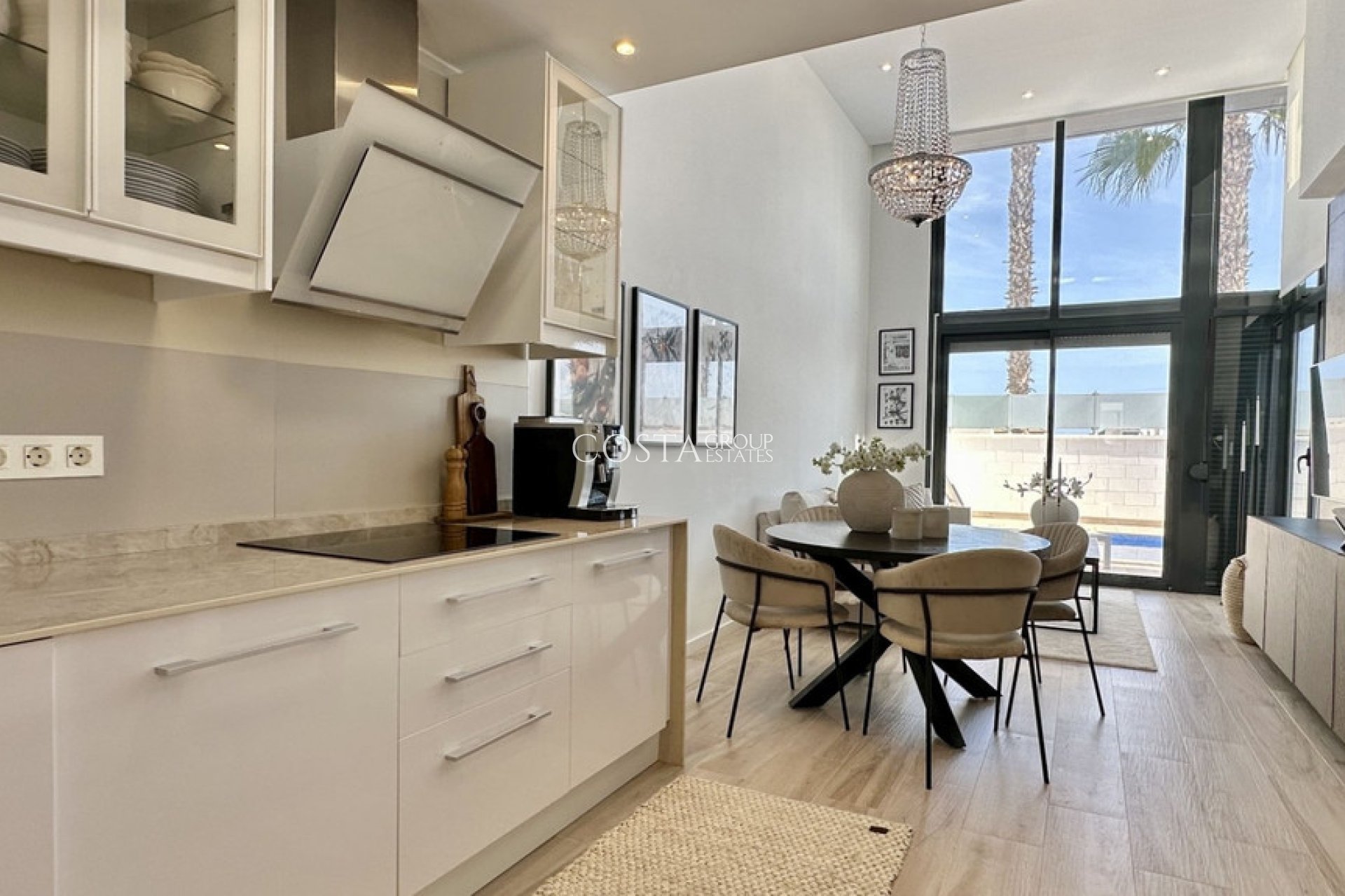 Resale - Villa -
Orihuela - Lomas de Cabo Roig