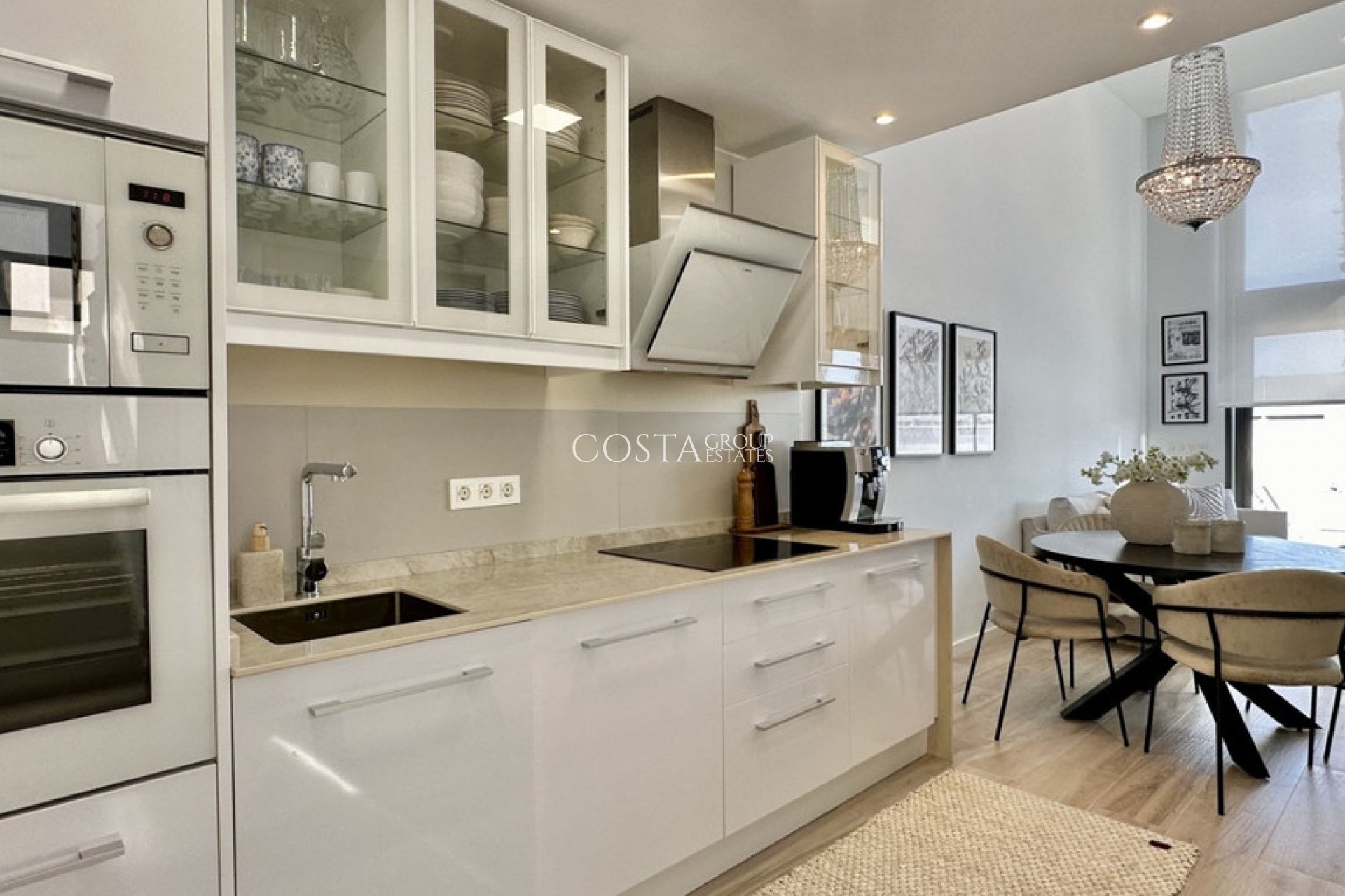 Resale - Villa -
Orihuela - Lomas de Cabo Roig