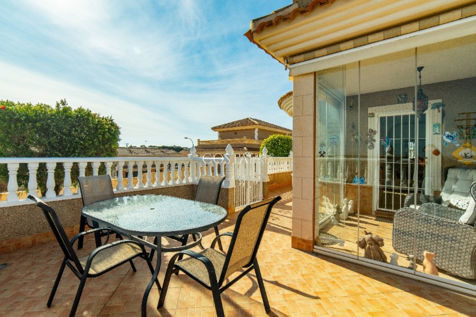 Resale - Villa -
Orihuela - Los Altos