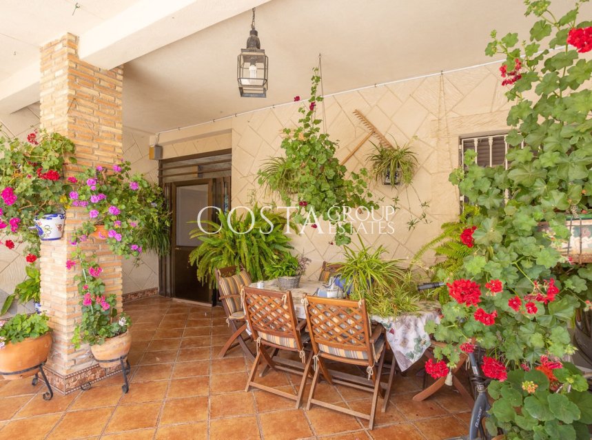 Resale - Villa -
Orihuela - Los Altos