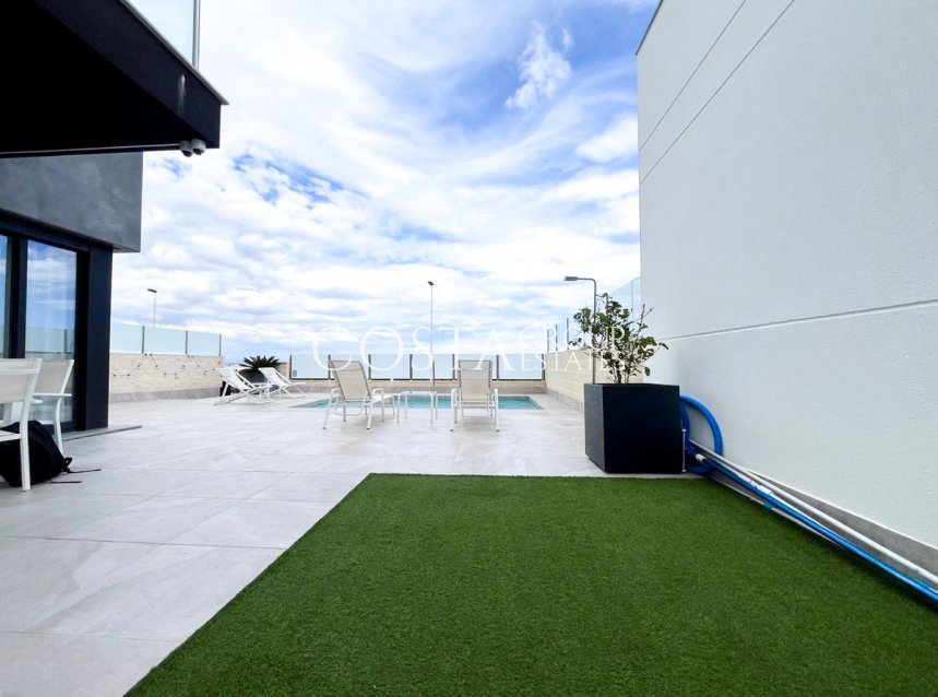 Resale - Villa -
Orihuela - Los Altos