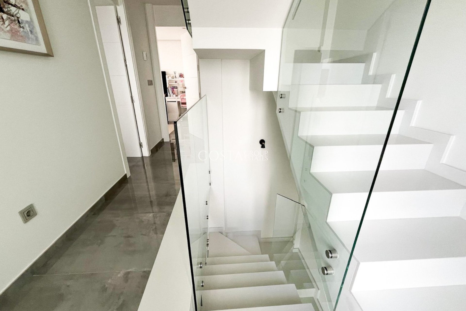 Resale - Villa -
Orihuela - Los Altos