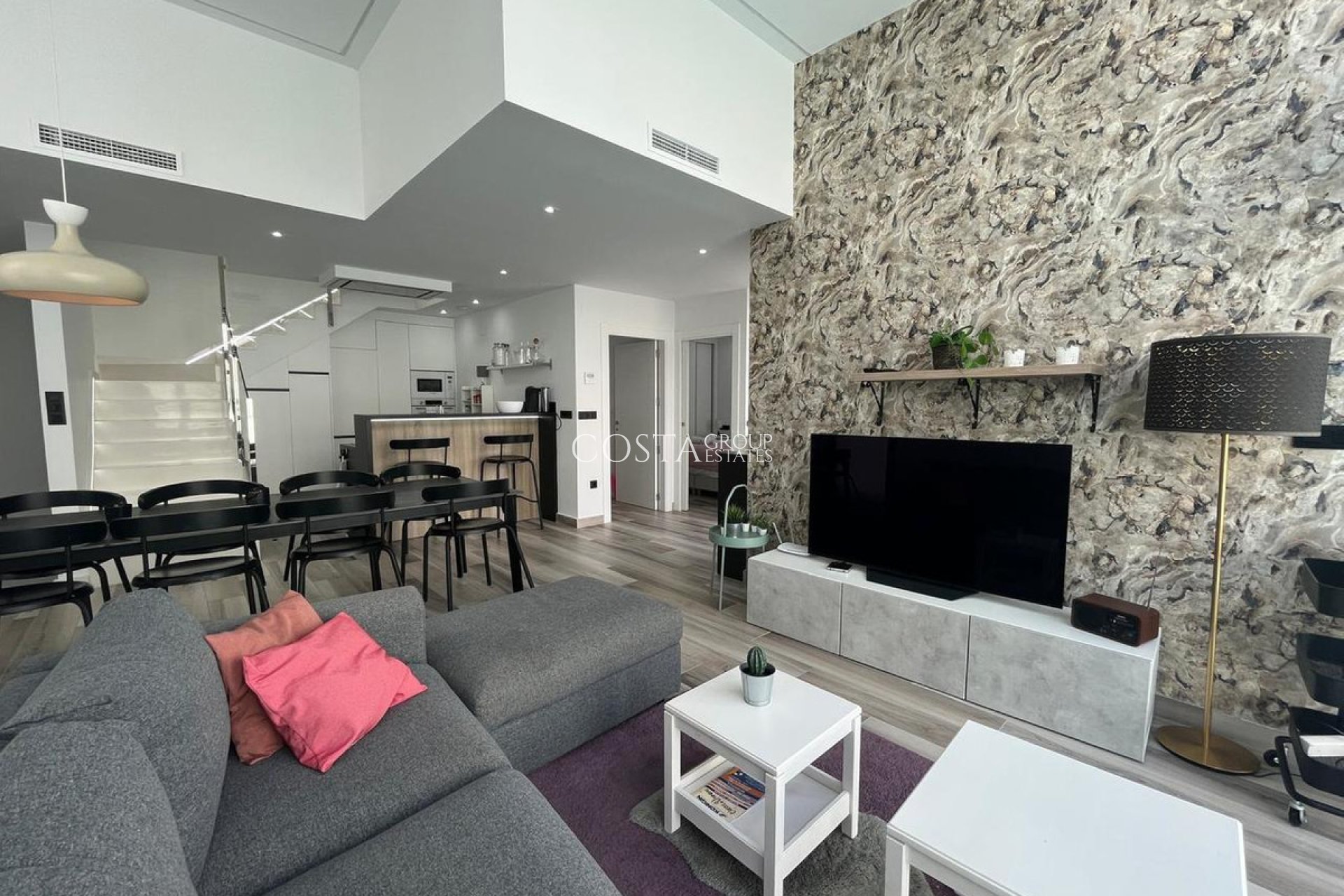 Resale - Villa -
Orihuela - Los Balcones