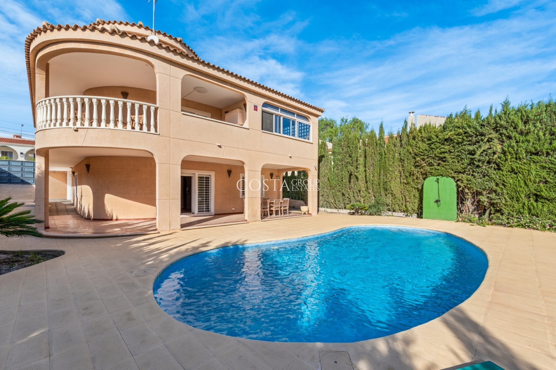 Resale - Villa -
Orihuela - Los Balcones