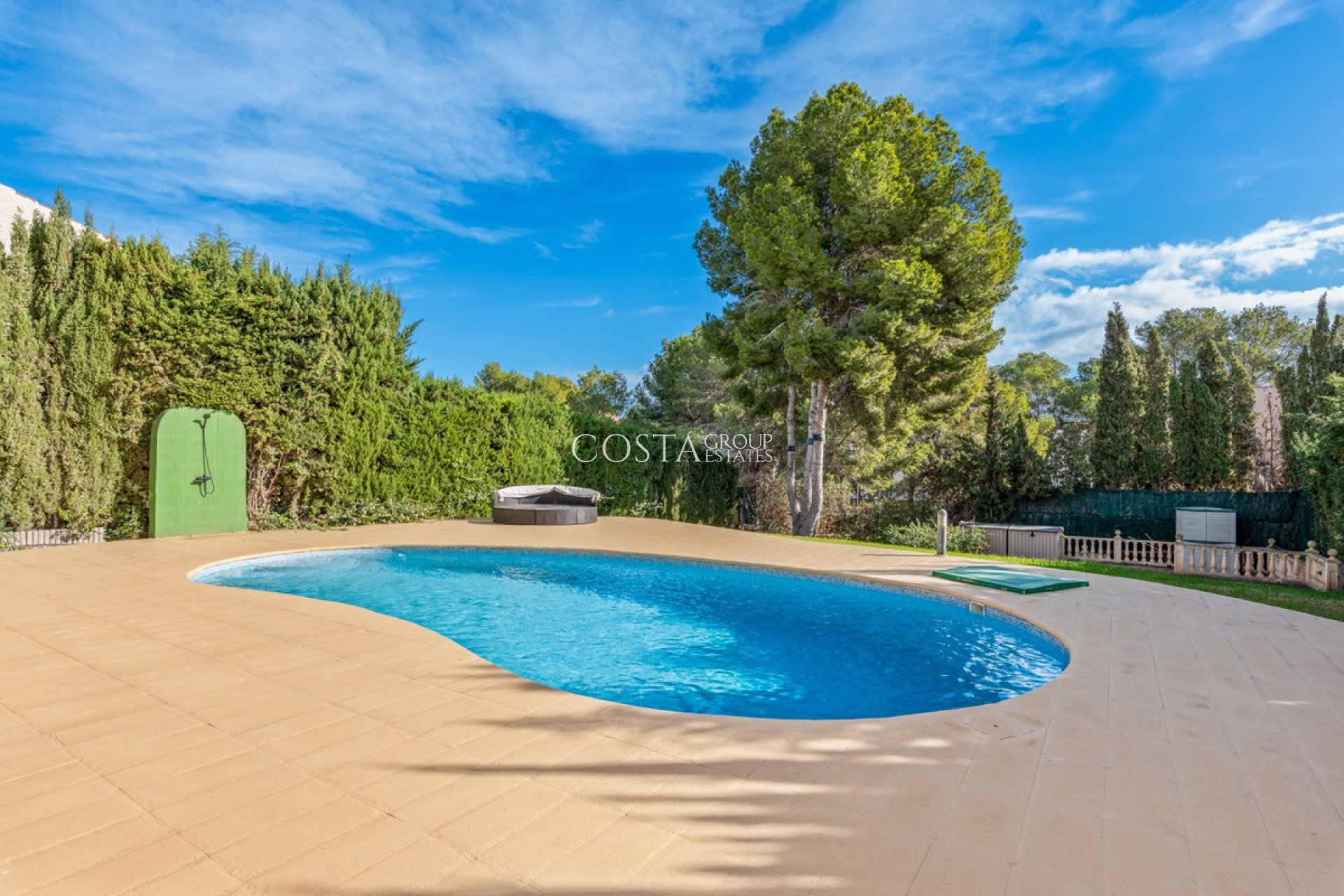 Resale - Villa -
Orihuela - Los Balcones