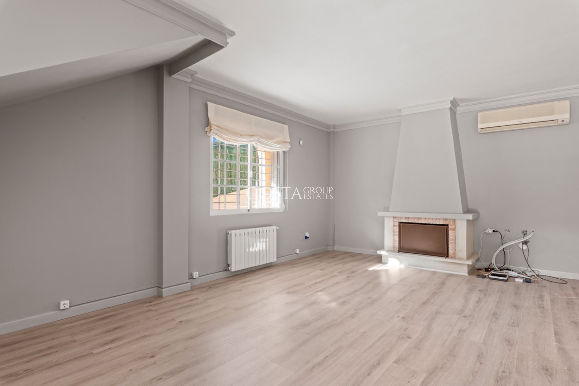 Resale - Villa -
Orihuela - Los Balcones