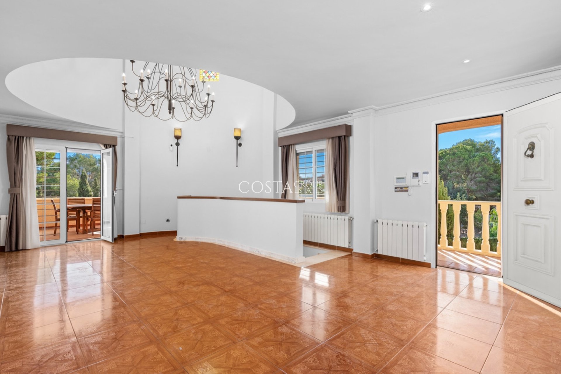 Resale - Villa -
Orihuela - Los Balcones