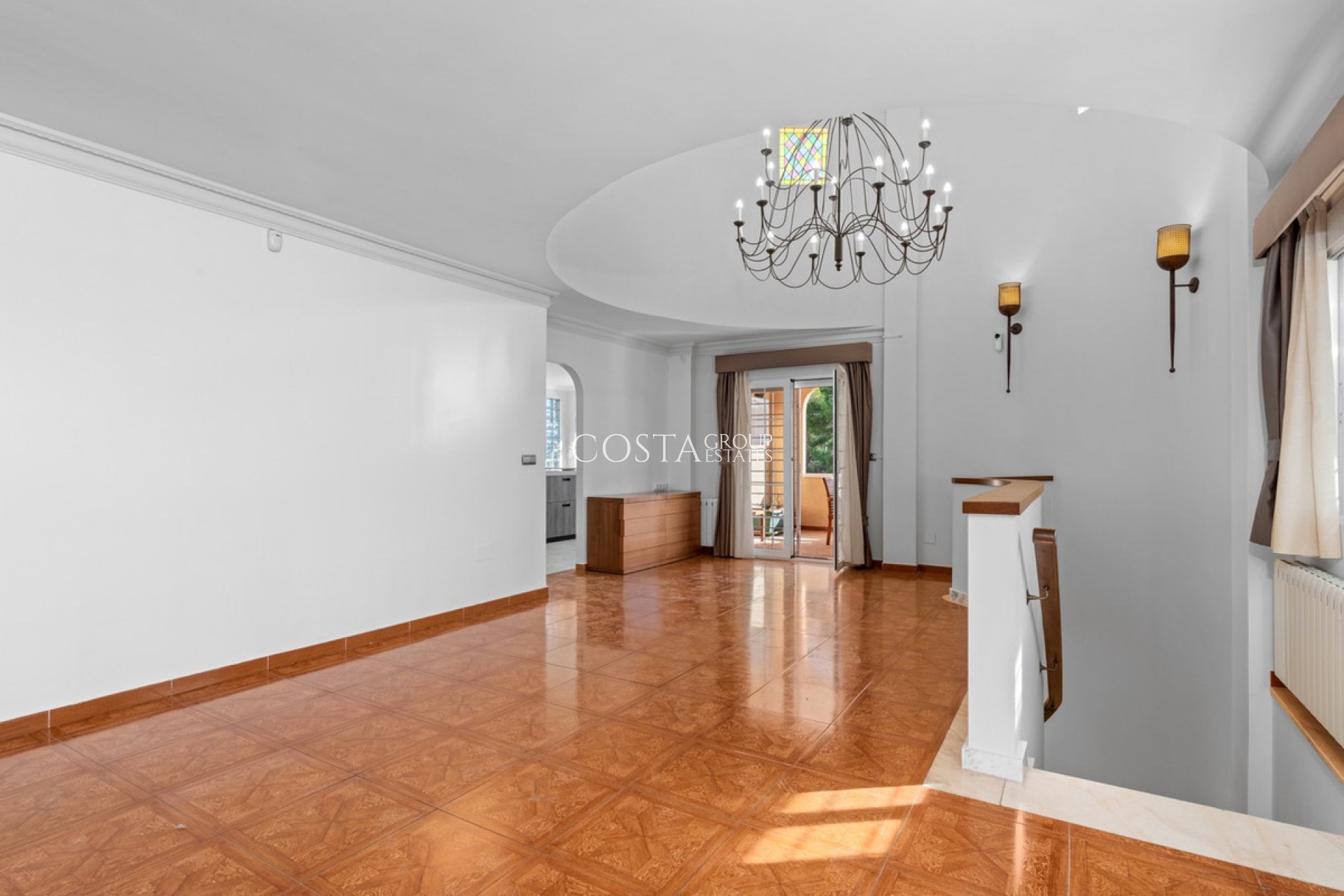 Resale - Villa -
Orihuela - Los Balcones