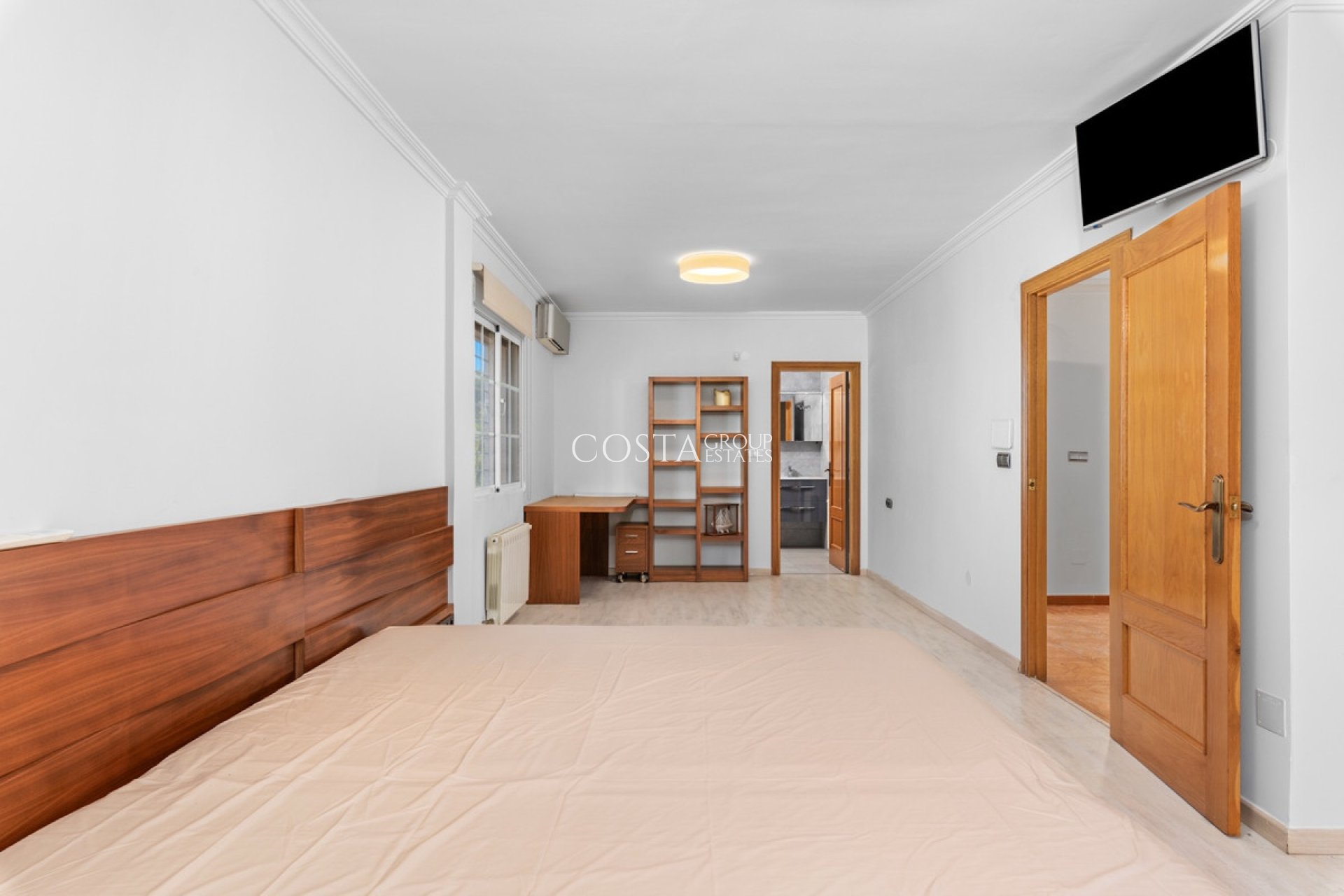 Resale - Villa -
Orihuela - Los Balcones