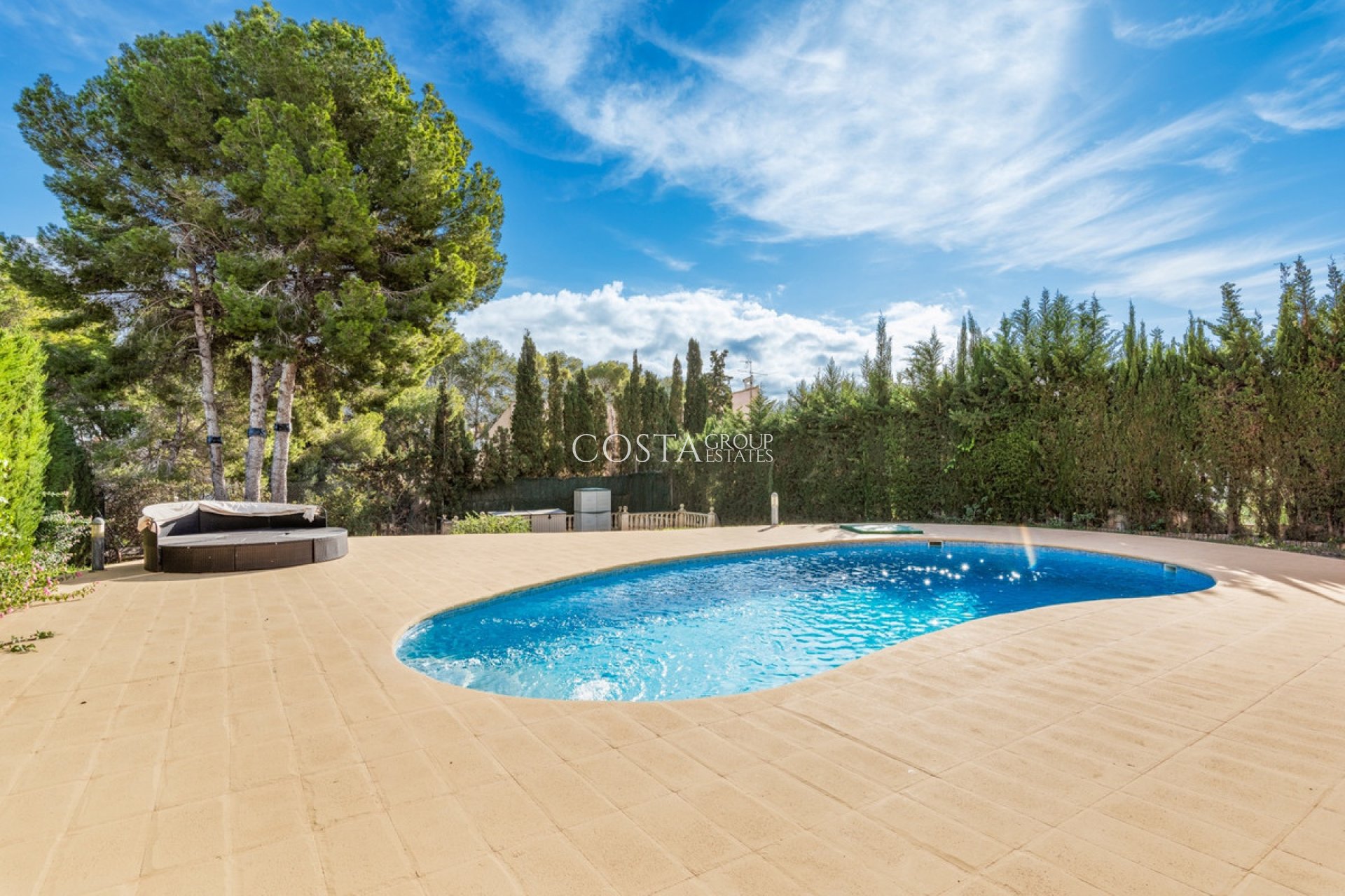 Resale - Villa -
Orihuela - Los Balcones