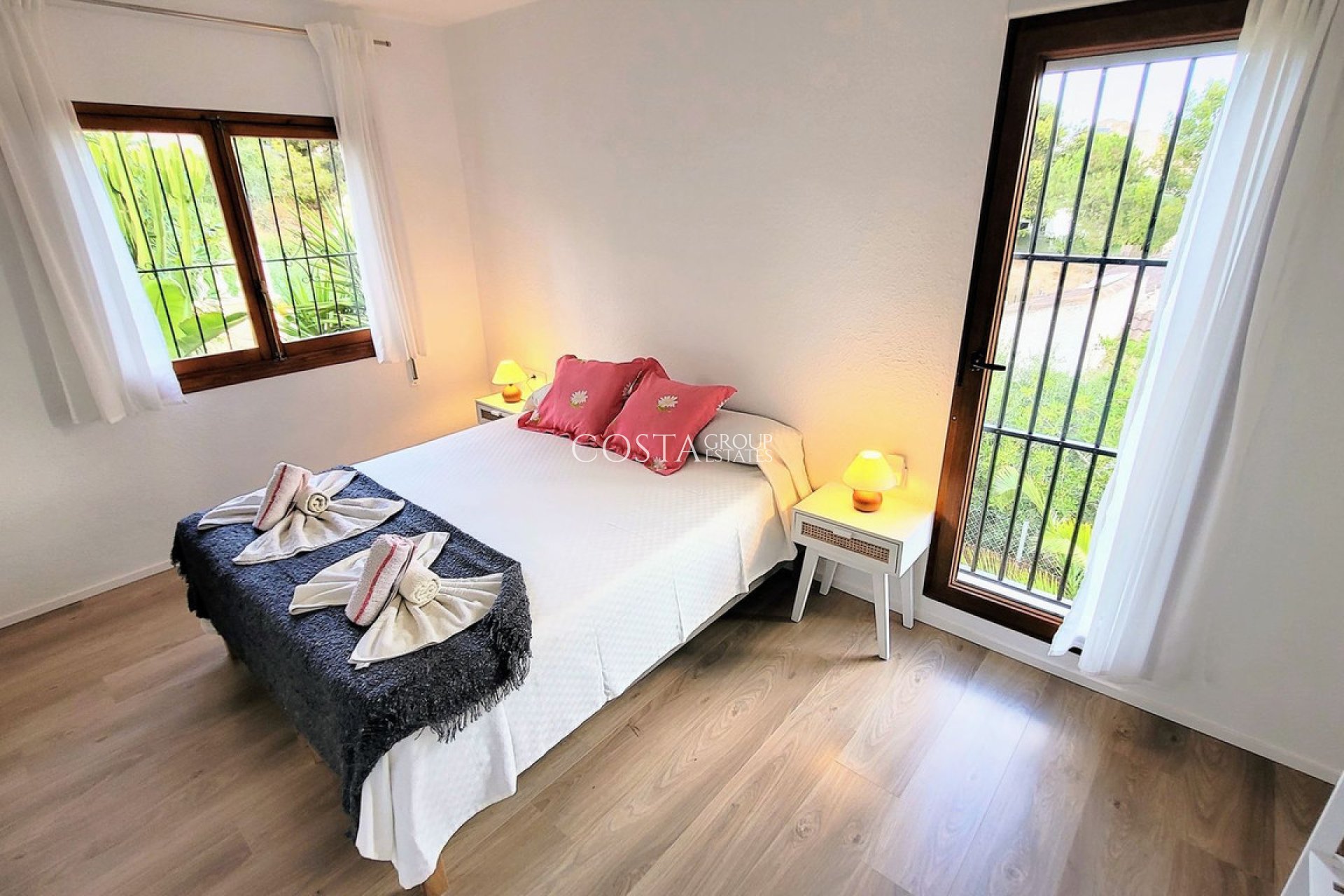 Resale - Villa -
Orihuela - Los Balcones