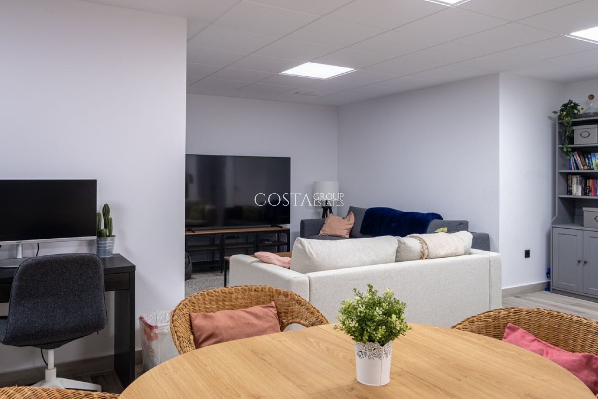 Resale - Villa -
Orihuela - Los Balcones