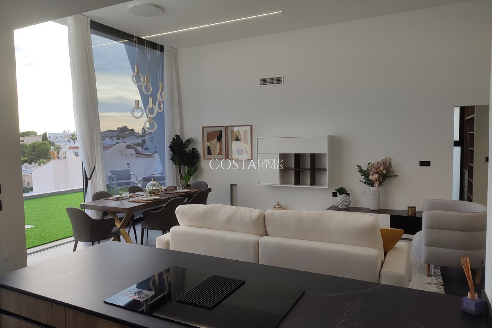 Resale - Villa -
Orihuela - Los Balcones