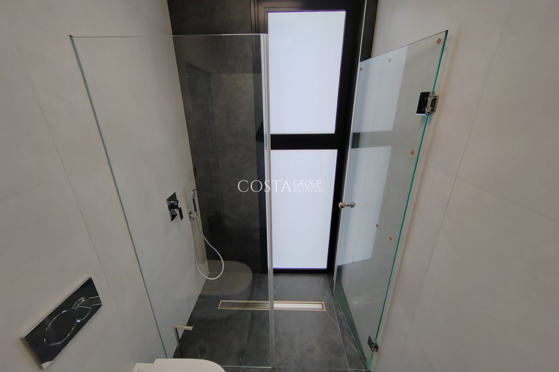 Resale - Villa -
Orihuela - Los Balcones