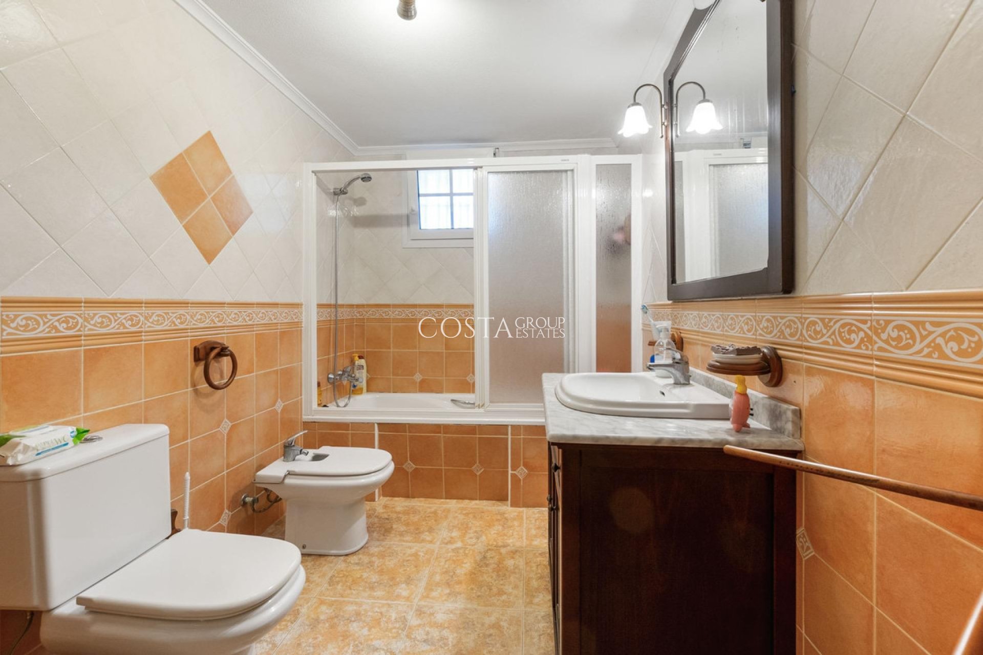 Resale - Villa -
Orihuela - Los Balcones