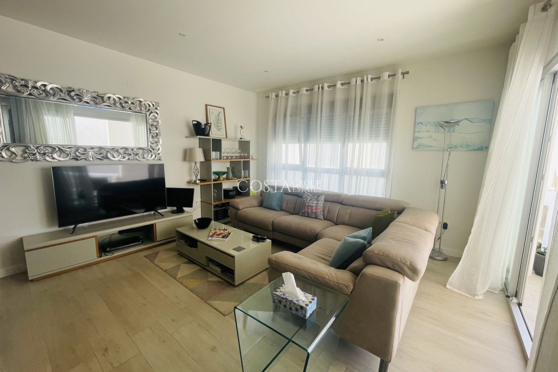 Resale - Villa -
Orihuela - Los Dolses
