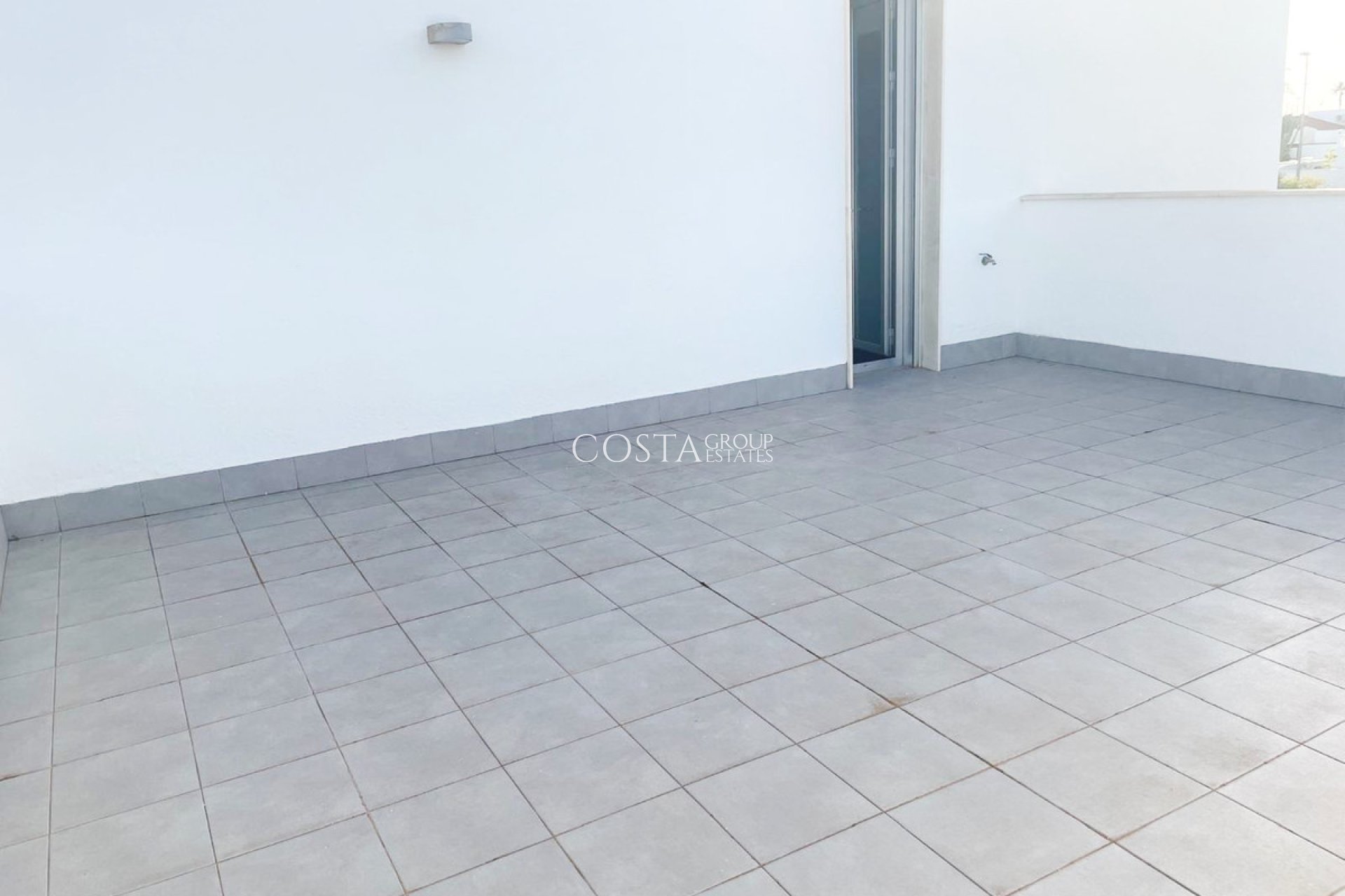 Resale - Villa -
Orihuela - Mil Palmeras