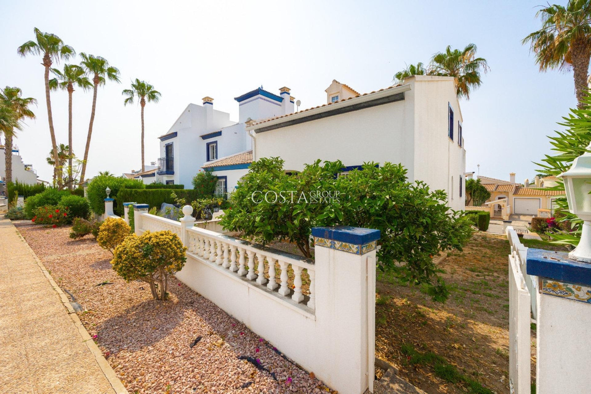 Resale - Villa -
Orihuela - Orihuela Costa
