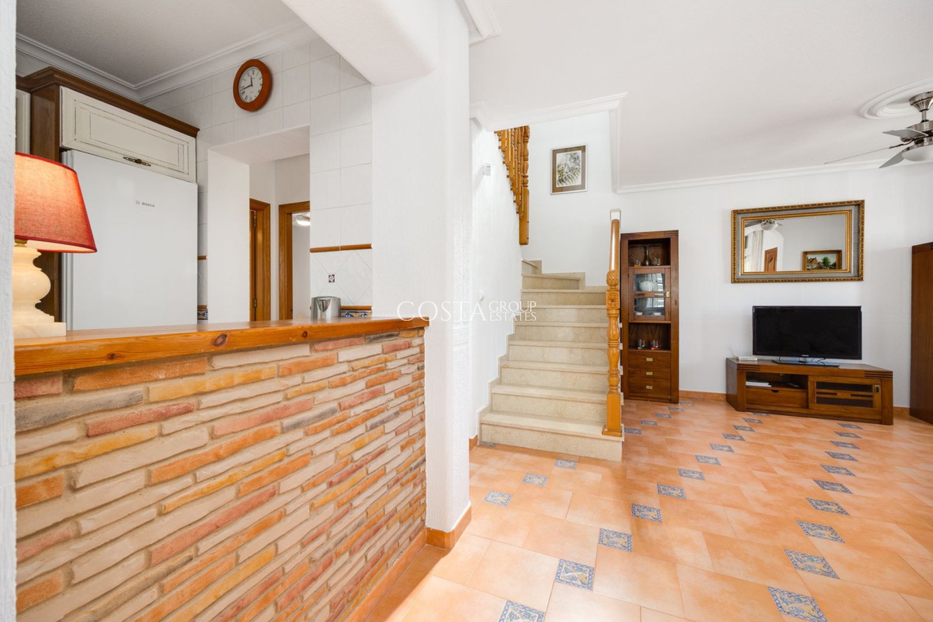 Resale - Villa -
Orihuela - Orihuela Costa