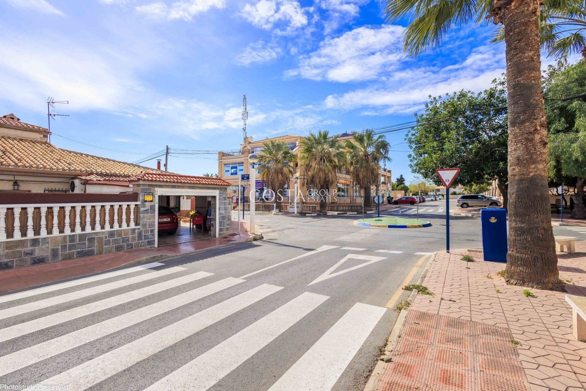 Resale - Villa -
Orihuela - Orihuela Costa