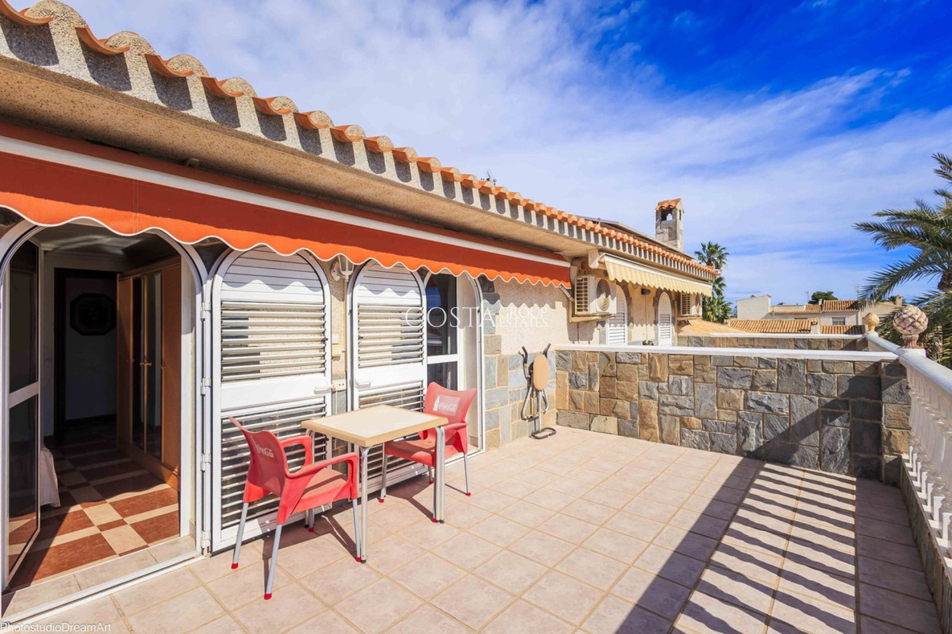 Resale - Villa -
Orihuela - Orihuela Costa